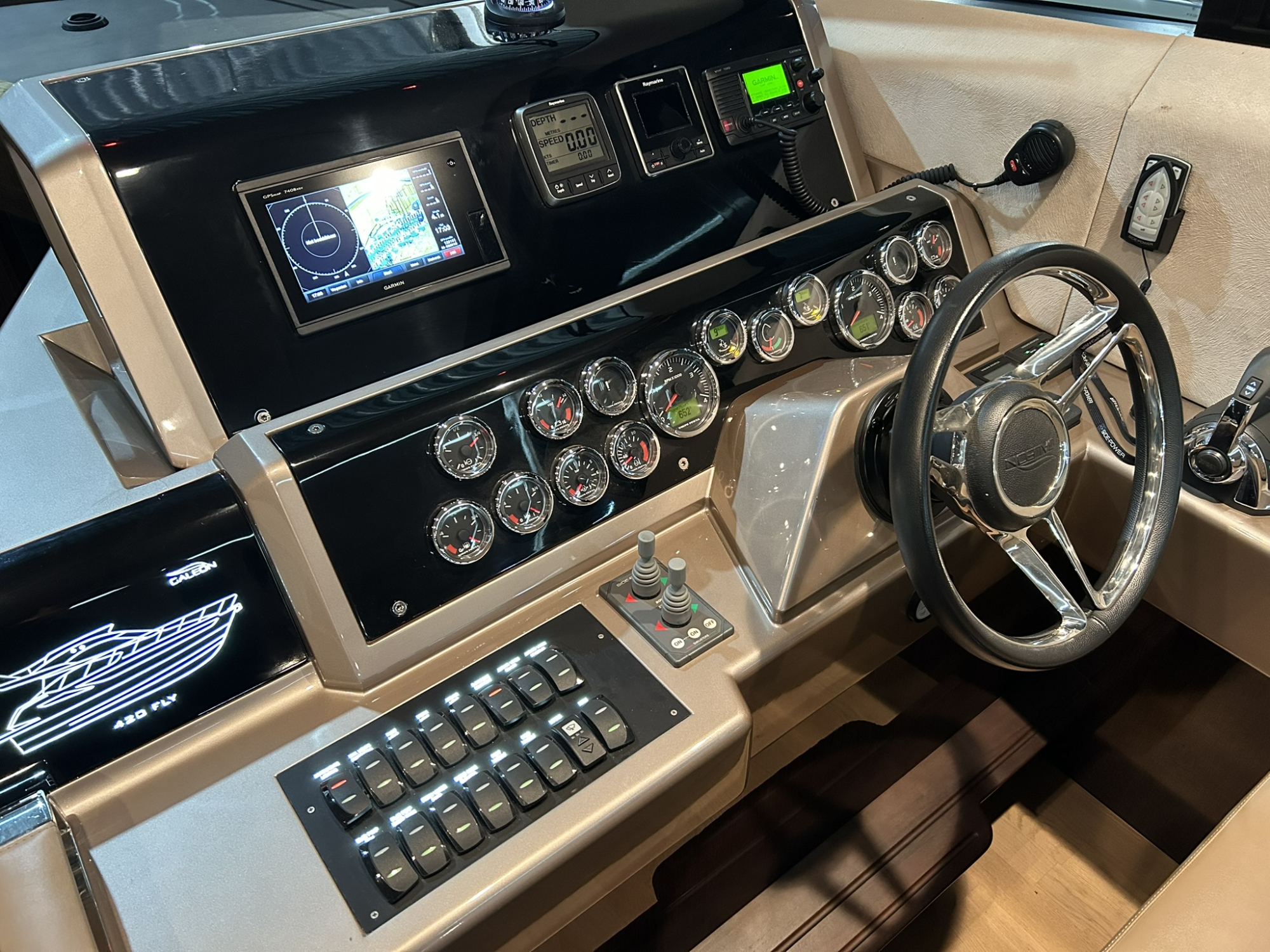 Galeon Yachts Galeon 420 fly 2017