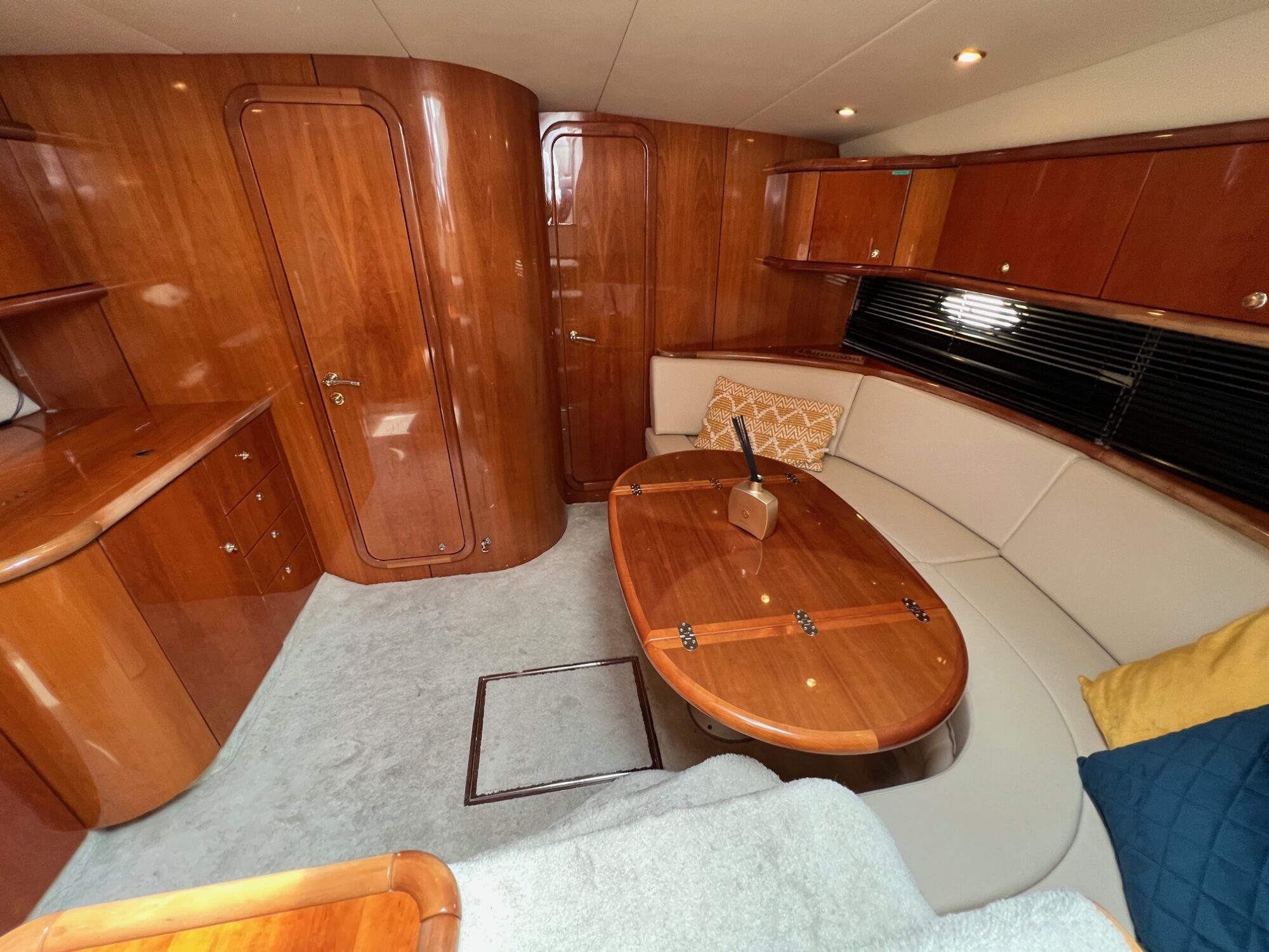 Sunseeker Camarque 47 Cabrio