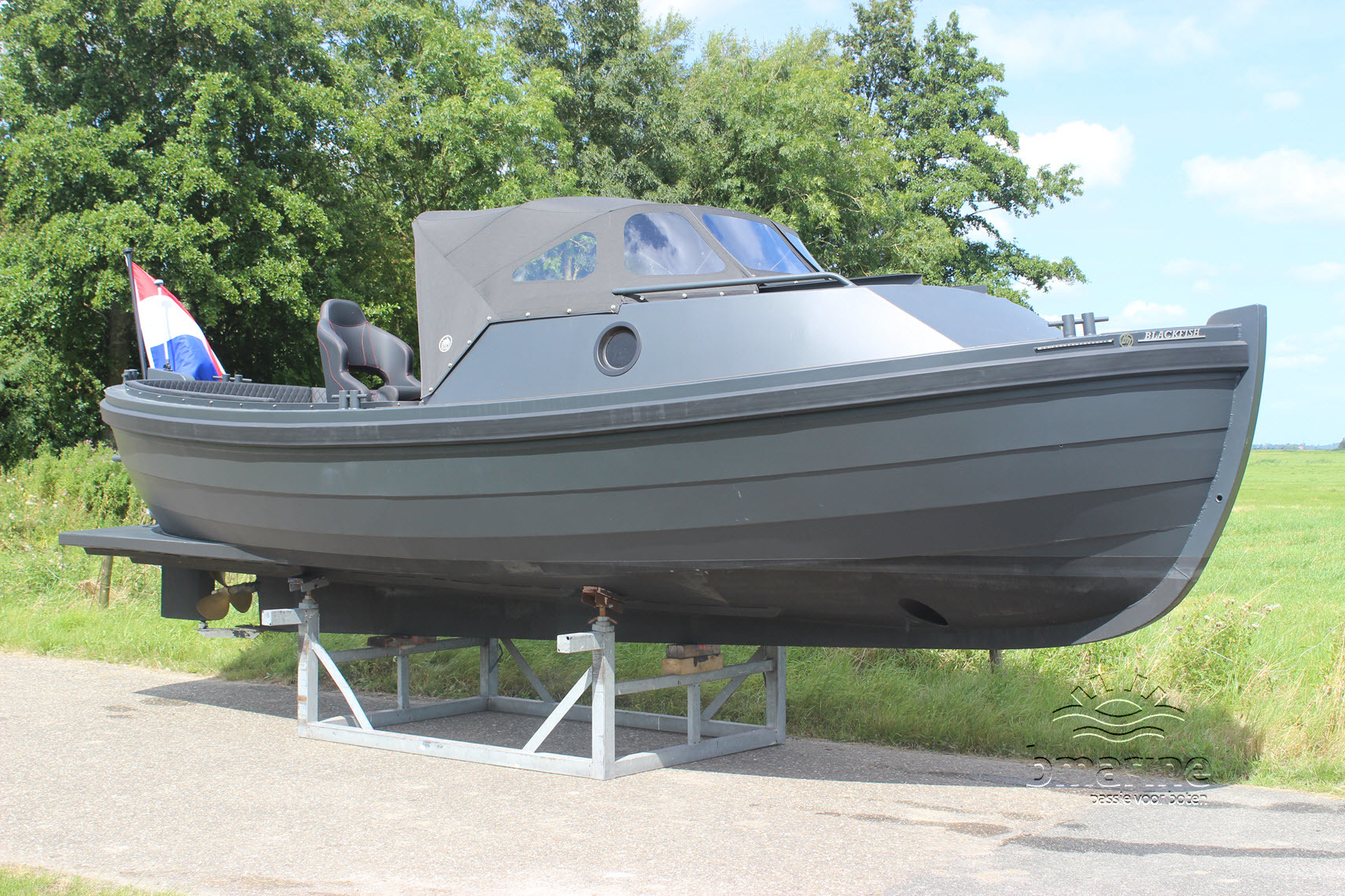 Blackfish Classic 750