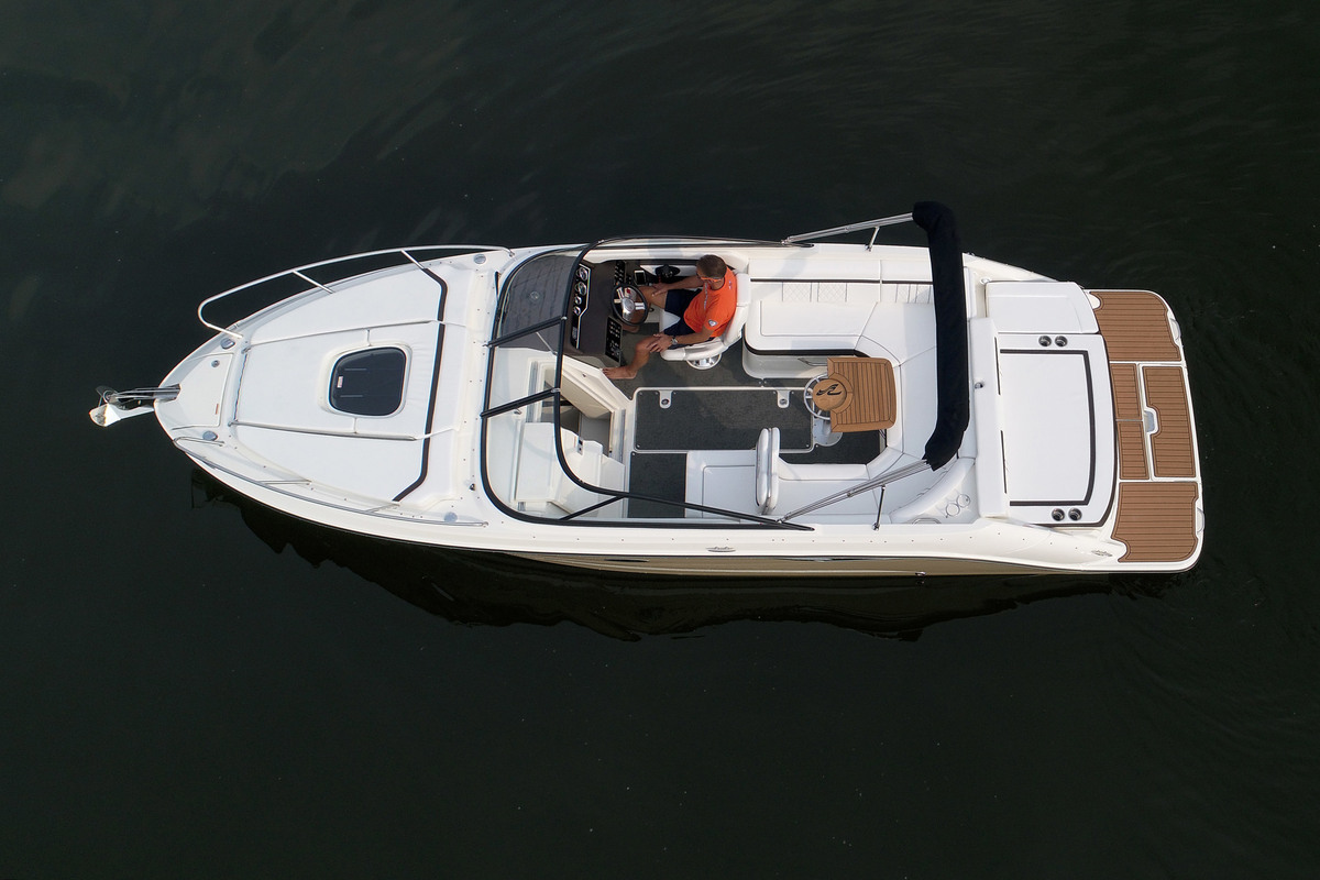 Sea Ray Sun Sport 250