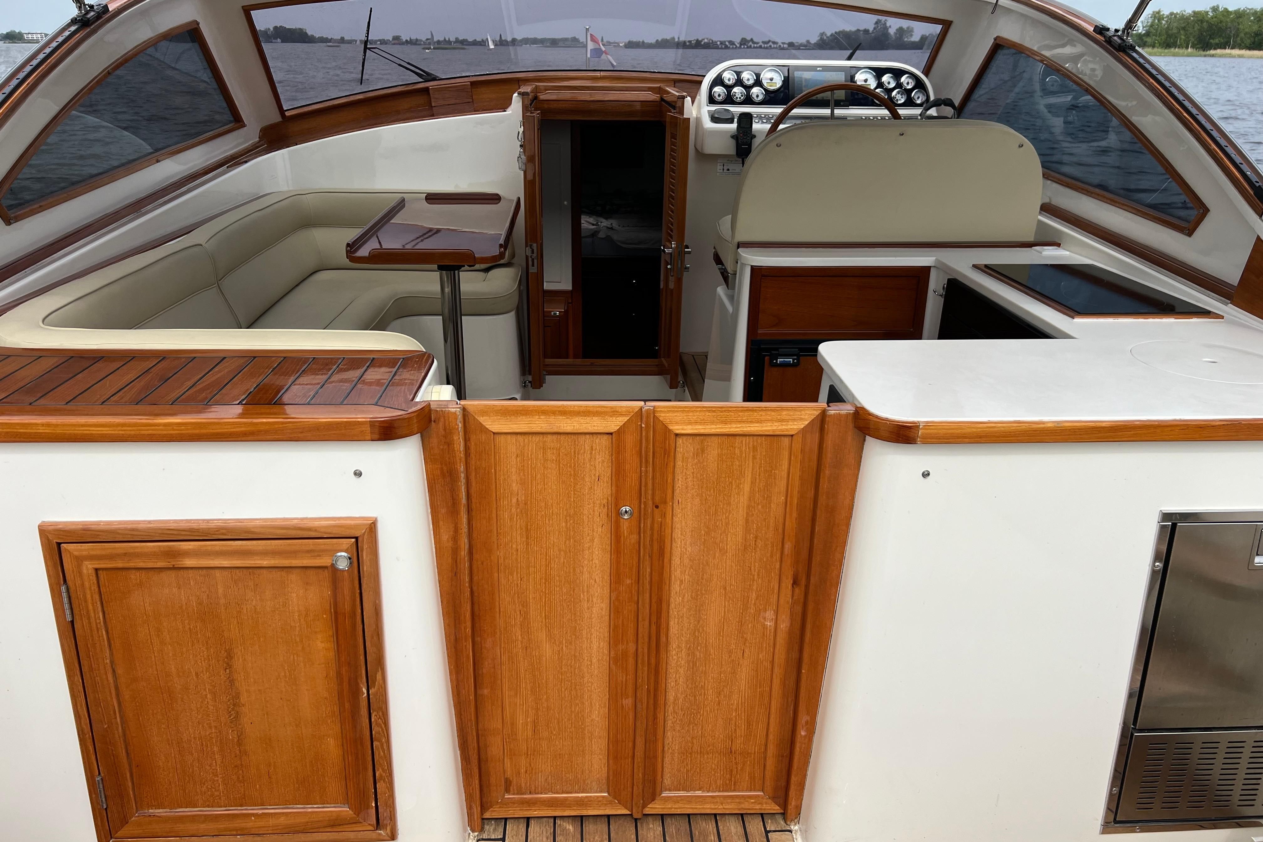 Long Island 40 Runabout