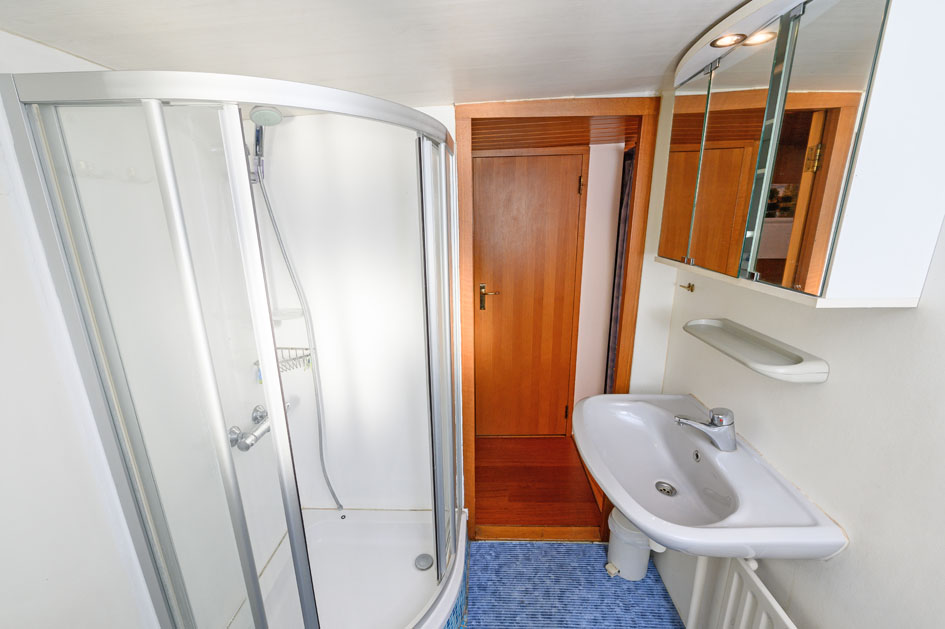 Luxe Motor 21.18 met UBC