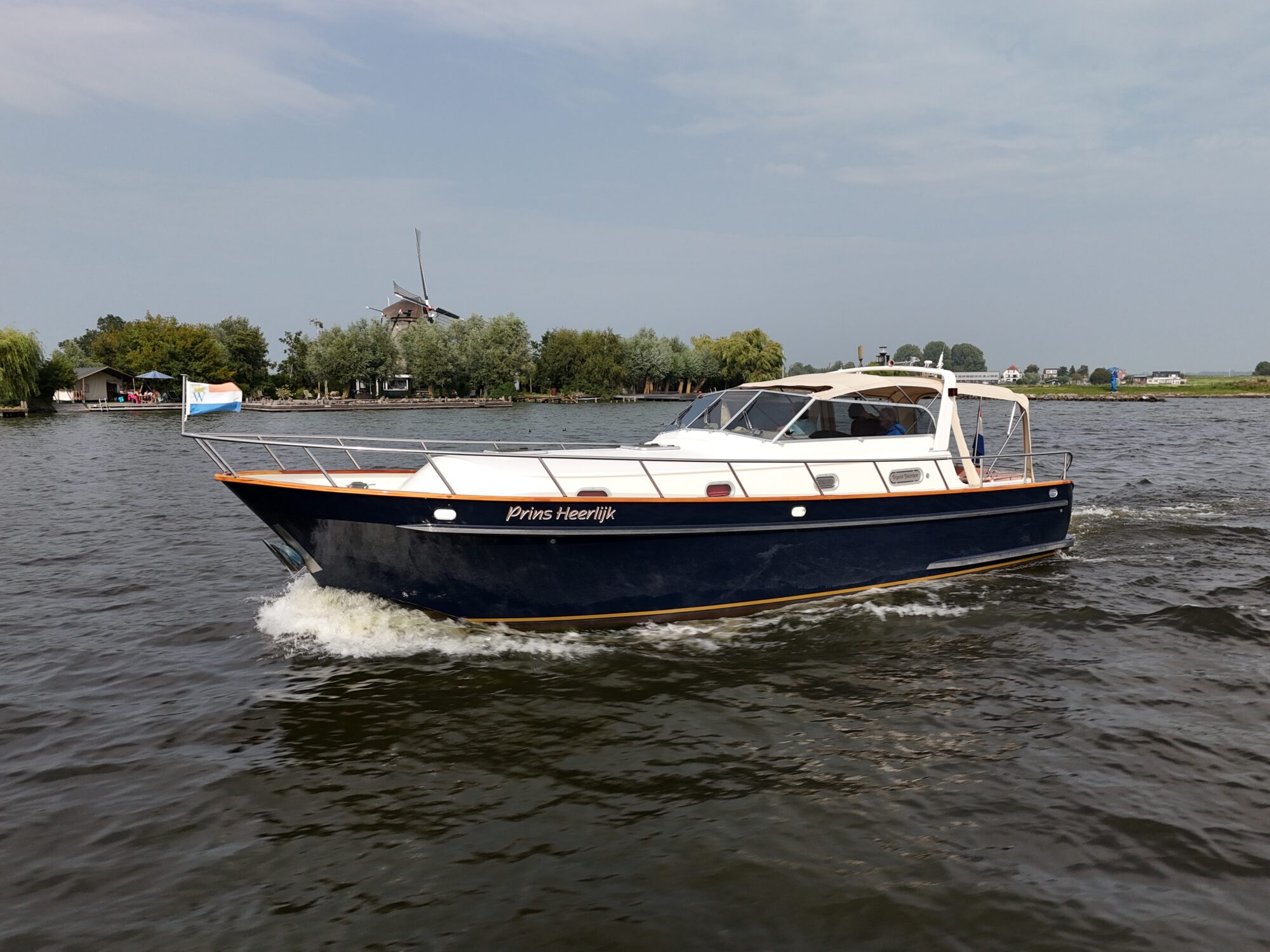 Tryvia 1100 OK Cabrio Spiegeldeur