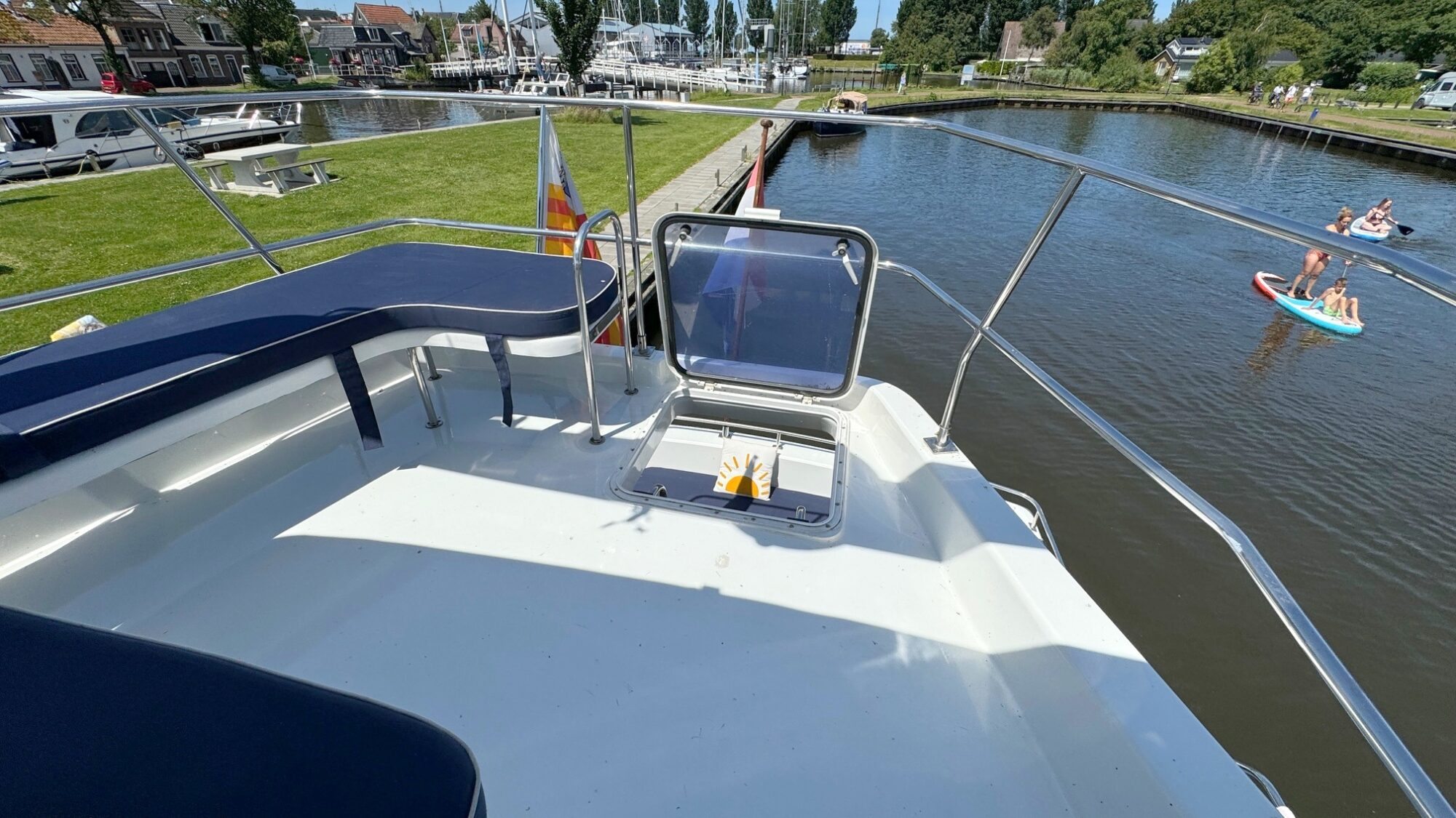 Whitewater Wolfe 46 Flybridge