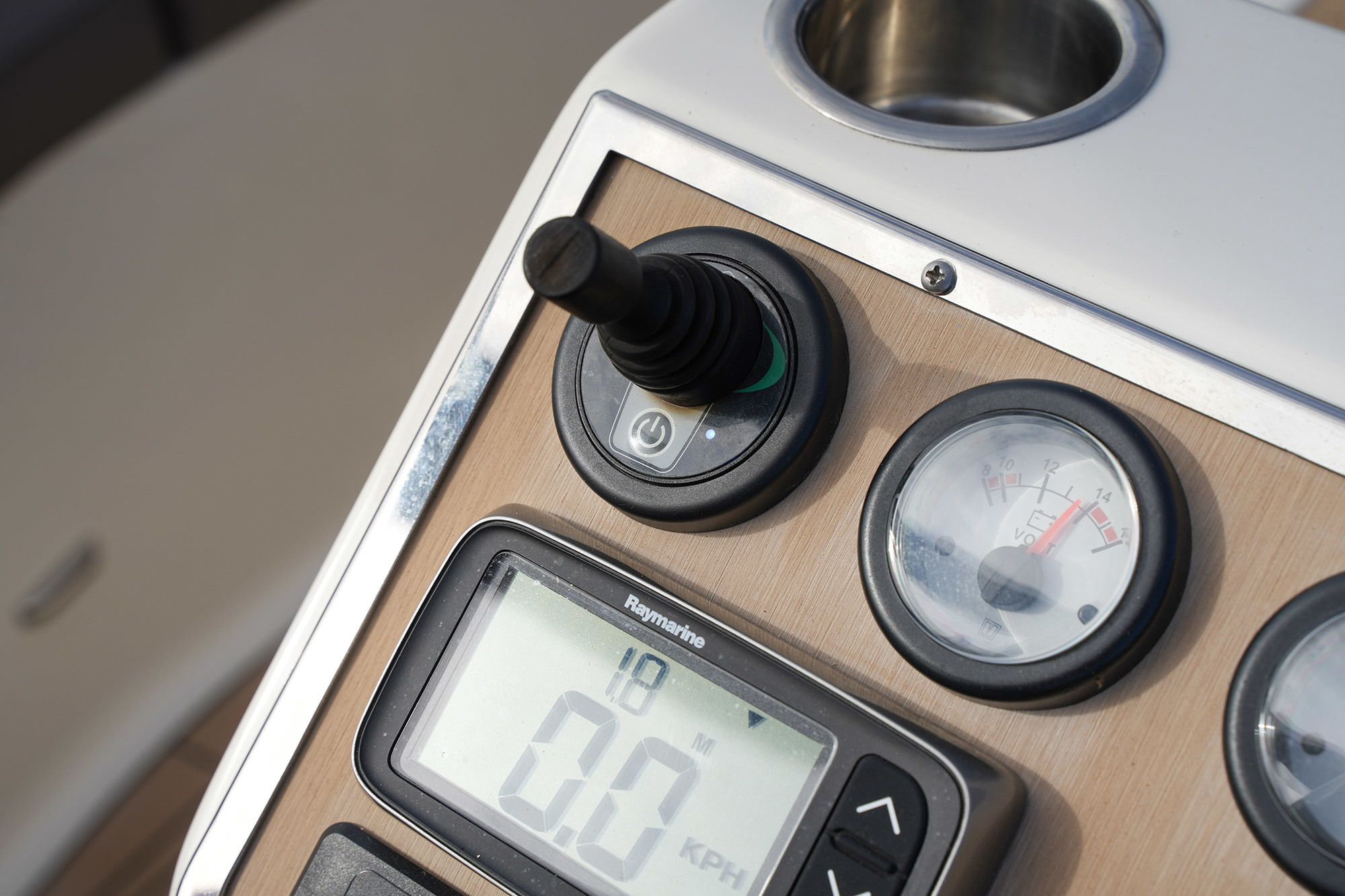 Interboat Intender 780