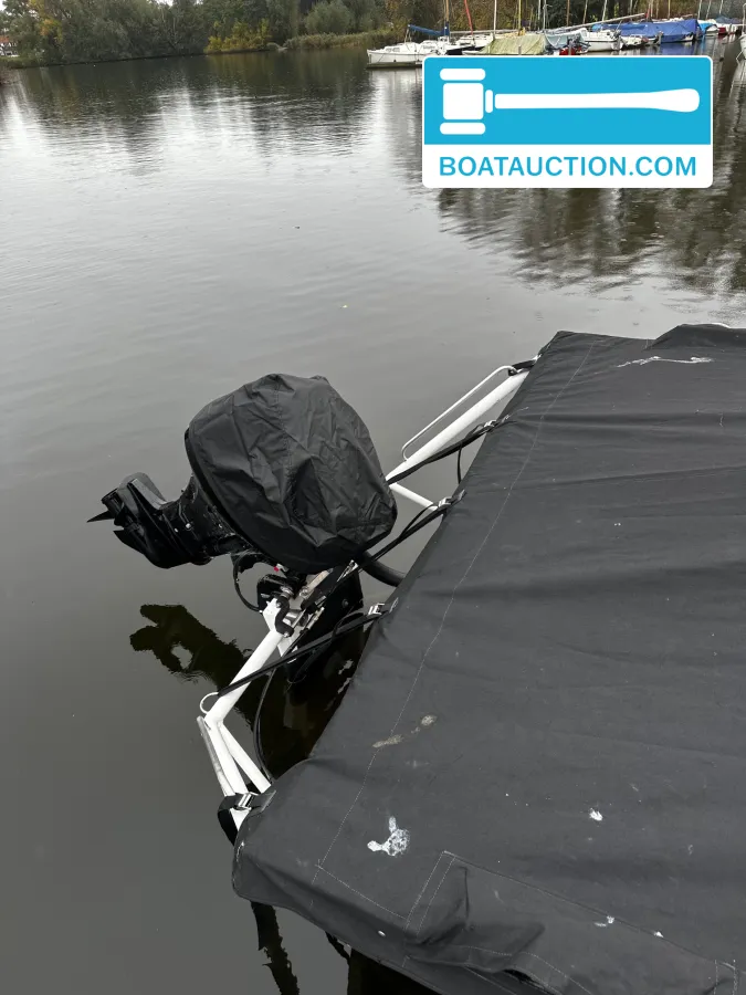 Pontoon M4
