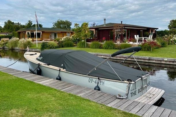 Tender AdmiralsTender C28