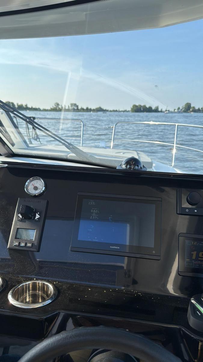 Jeanneau Merry Fisher 1095 Coupé Hardtop