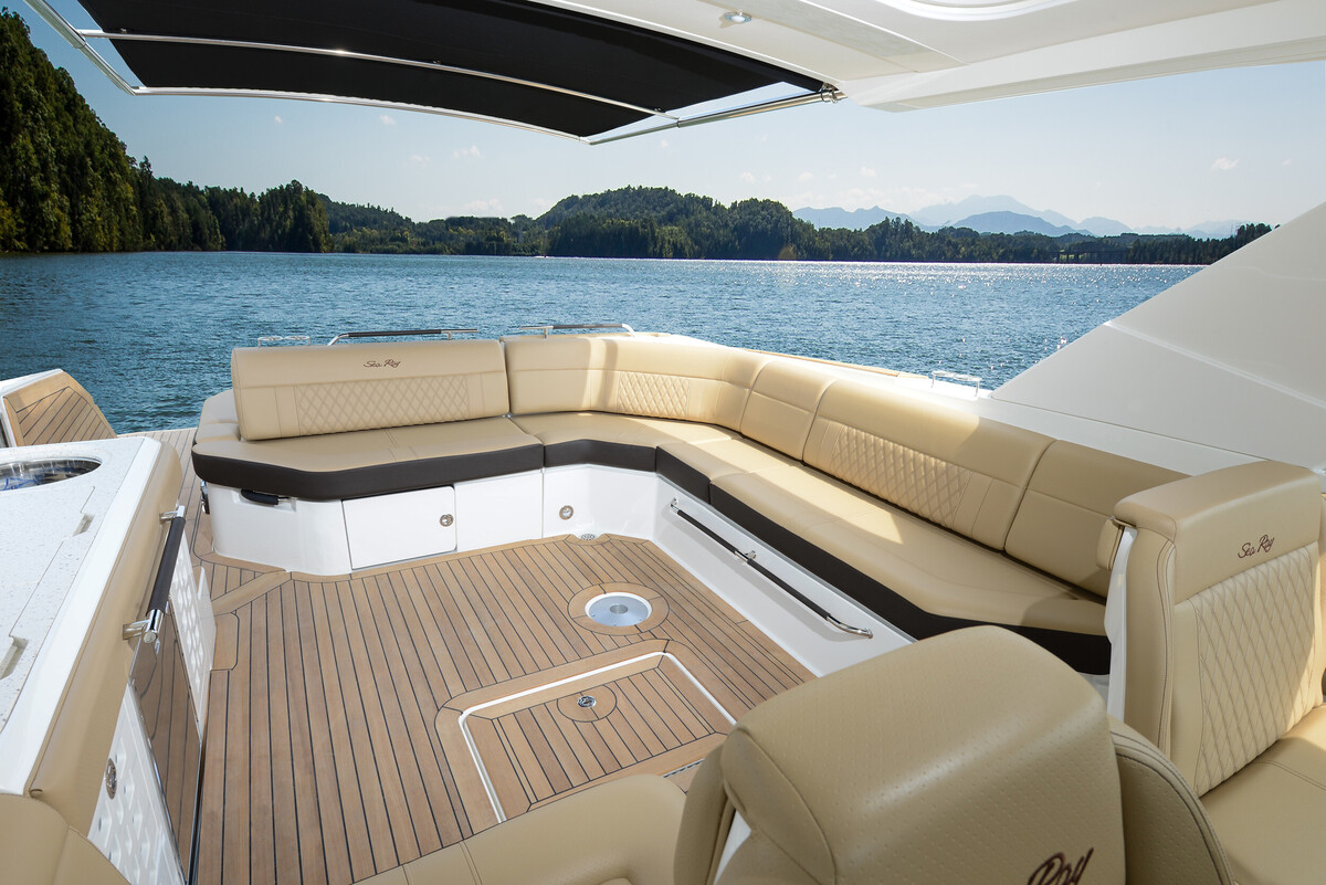 Sea Ray SLX 400
