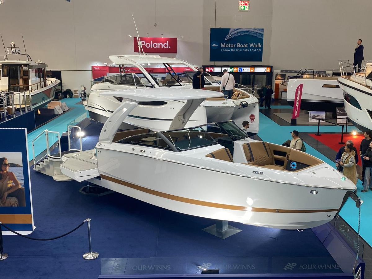 Four Winns H9 Bowrider