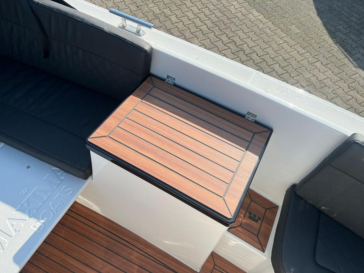 Maxima 650 Flying lounge eindejaars aanbieding!