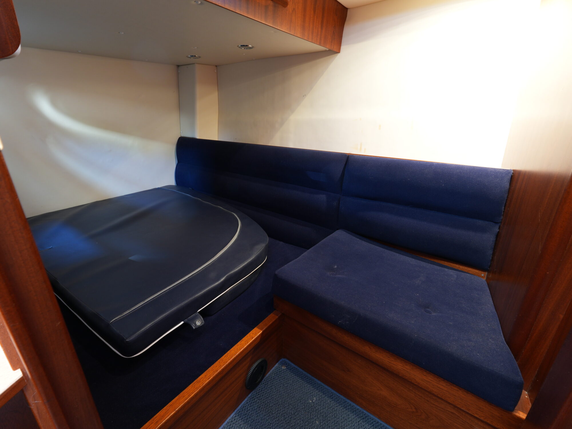 nimbus 380 Commander