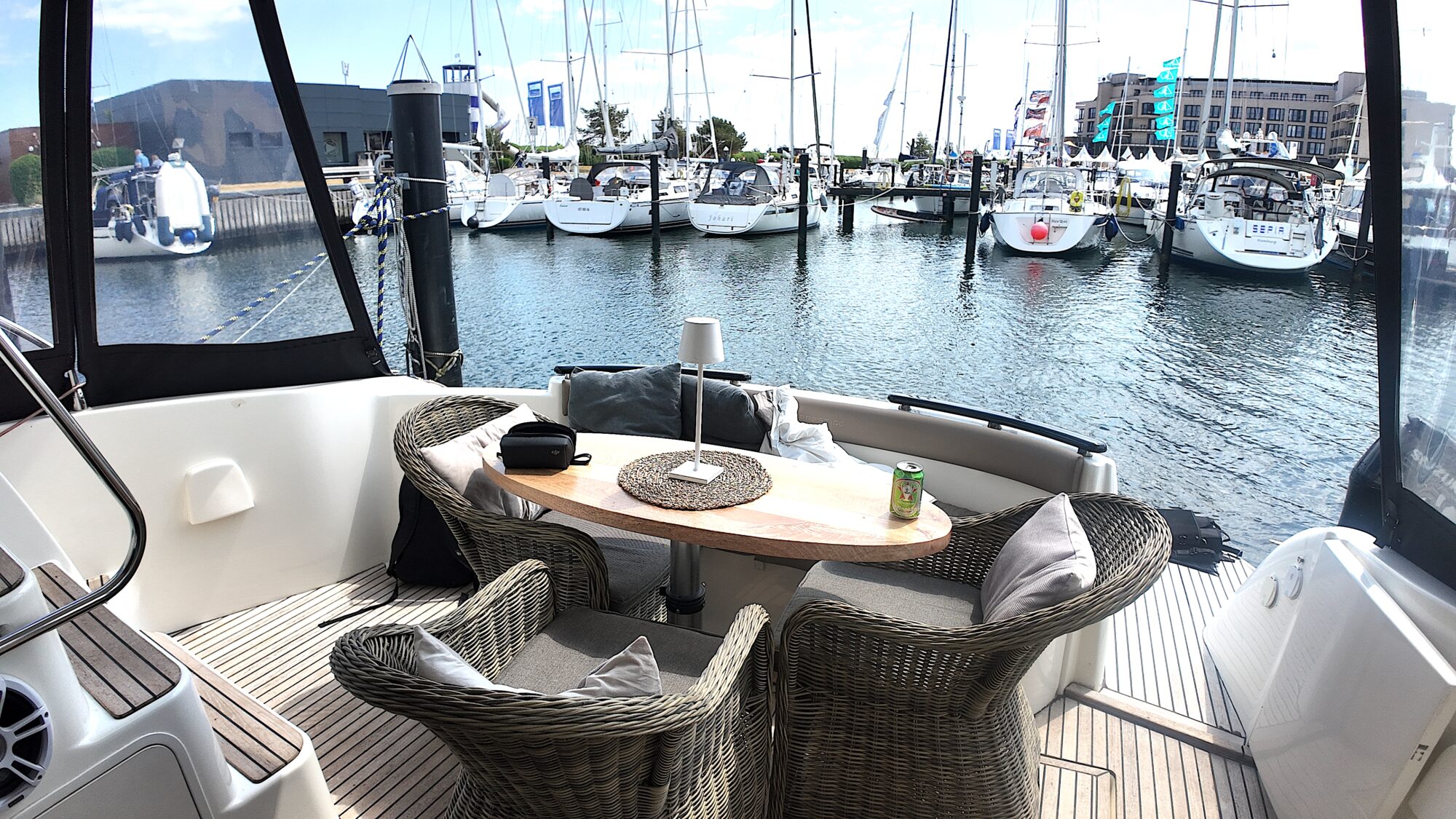 Jeanneau Prestige 42 Flybridge