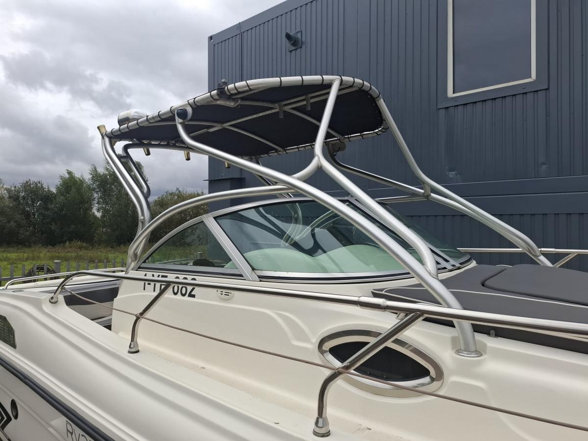 RANCRAFT RM-Yacht Ranieri RV-25 Console boat