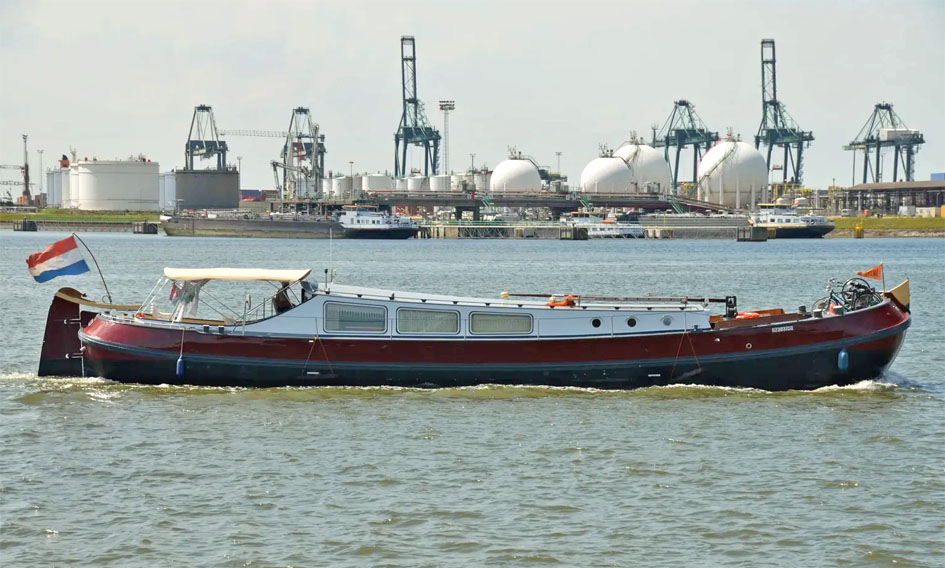 Motortjalk 21.40, met UBC