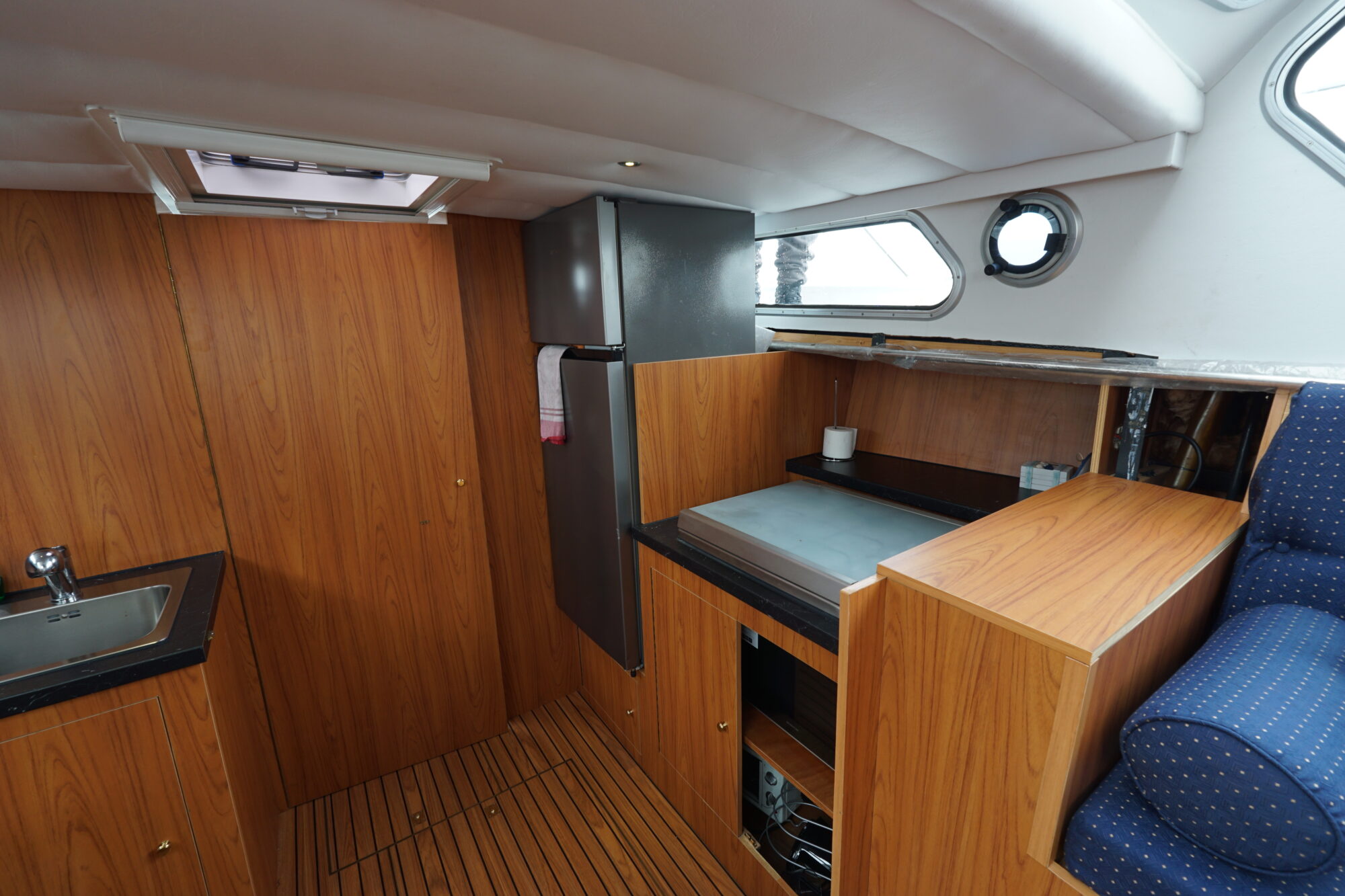 Valkkruiser 12.60 AK Cabrio