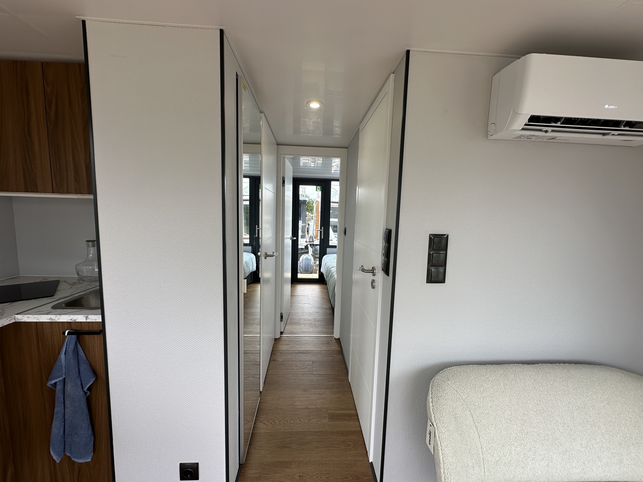 La Mare Houseboat Canalboat 4 (STB4.0) Direct Leverbaar