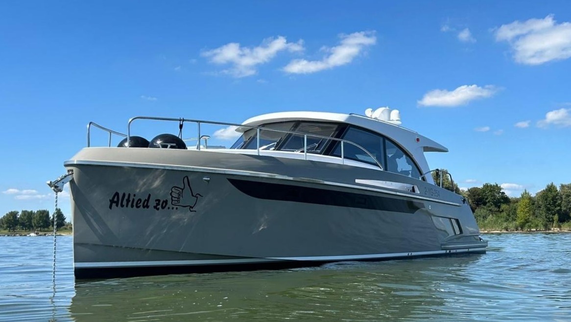 Concordia 110 Sedan Paviljoen