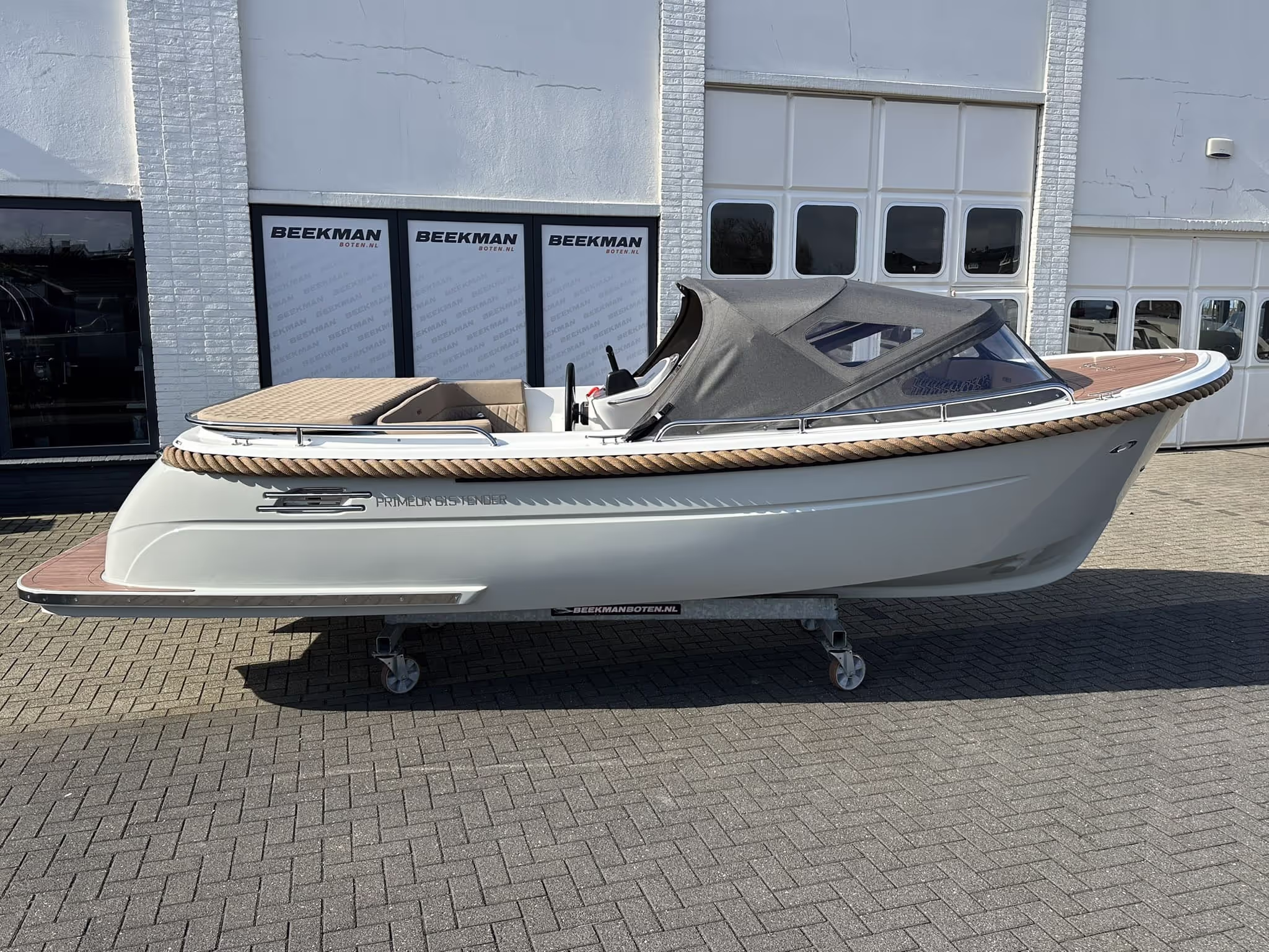 Primeur 615 Tender