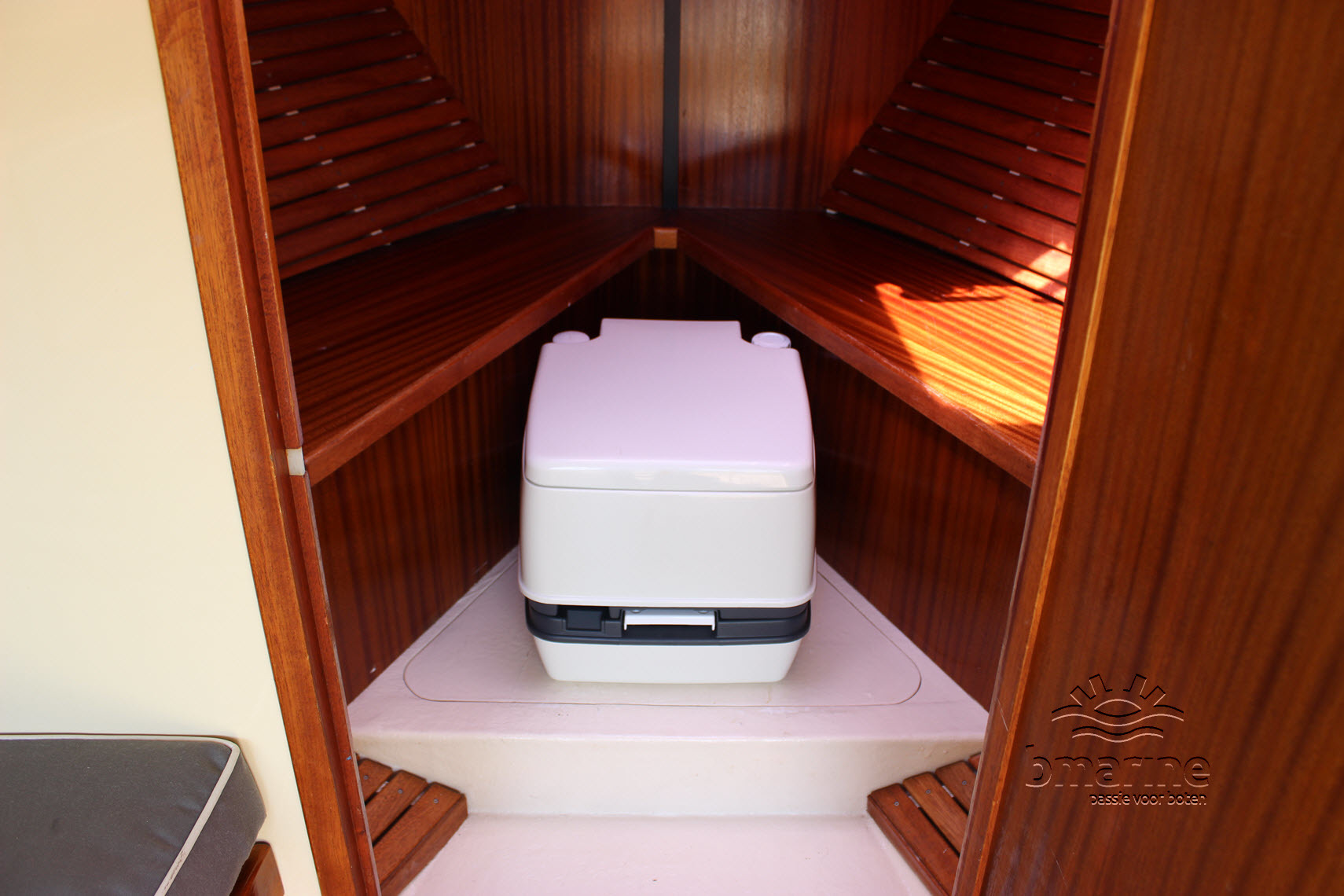 Langweerder 850 Cabin