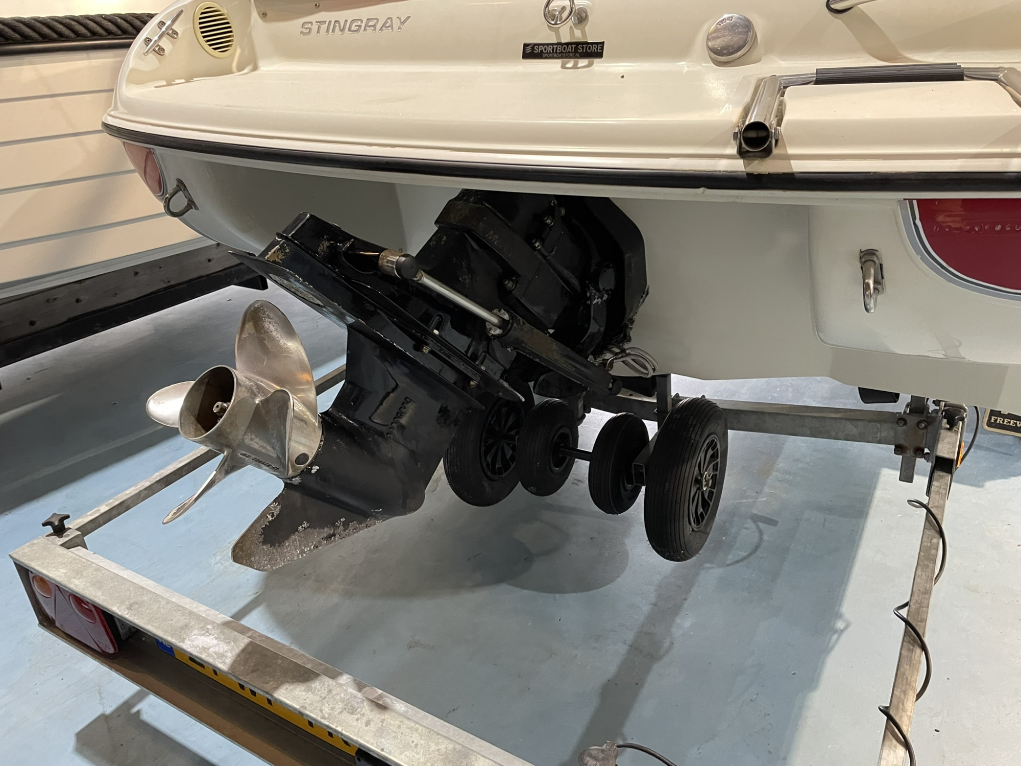 Stingray 185 LX met 130 pk MerCruiser