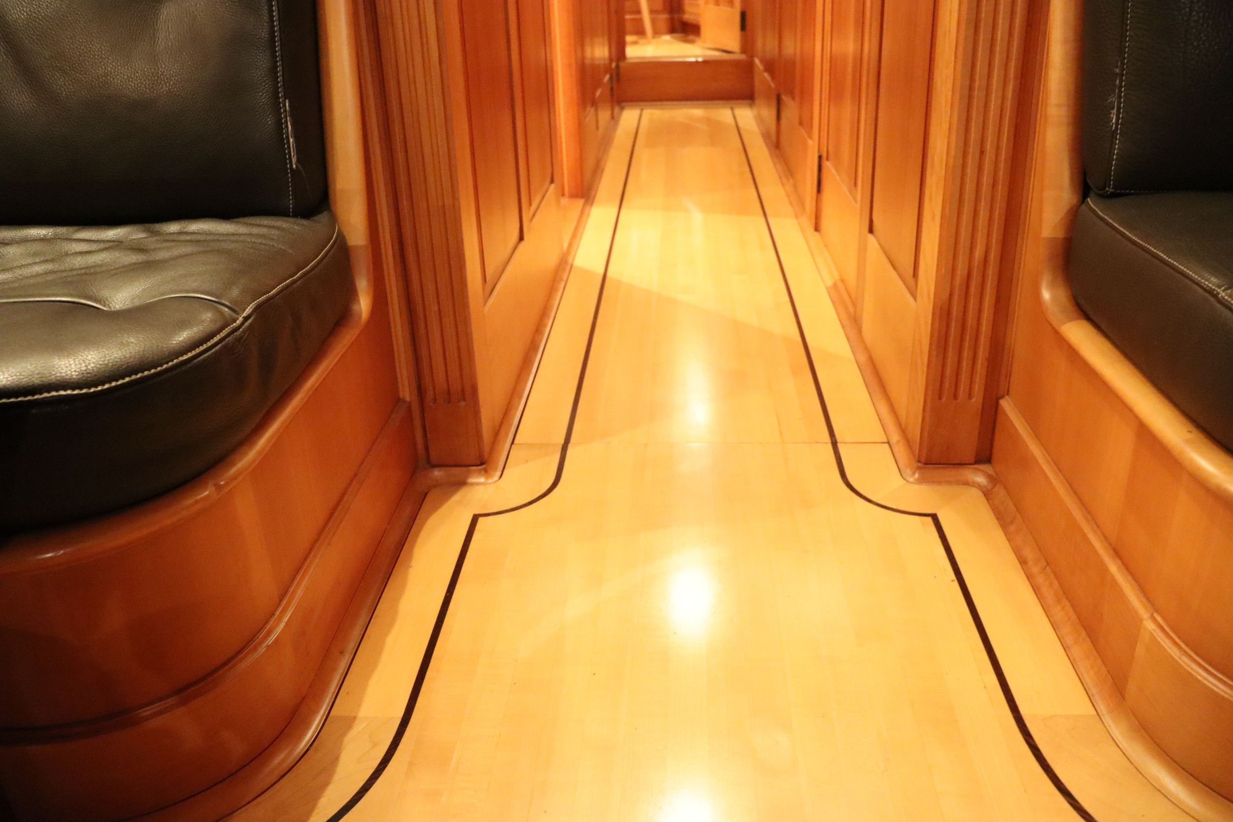 Schokker 18.60 Meter Hoek Design