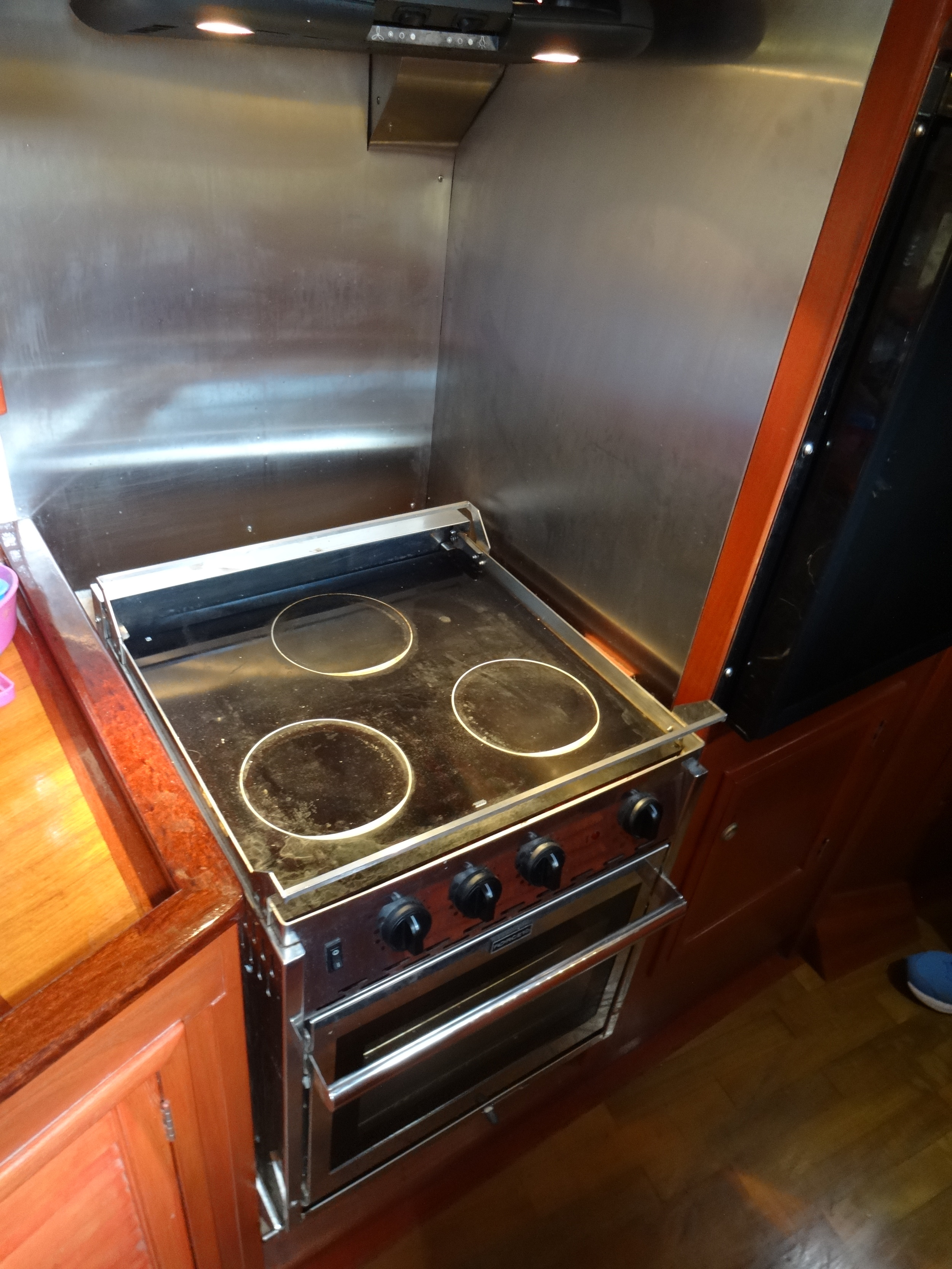 Dick Zaal 41 Centre Cockpit