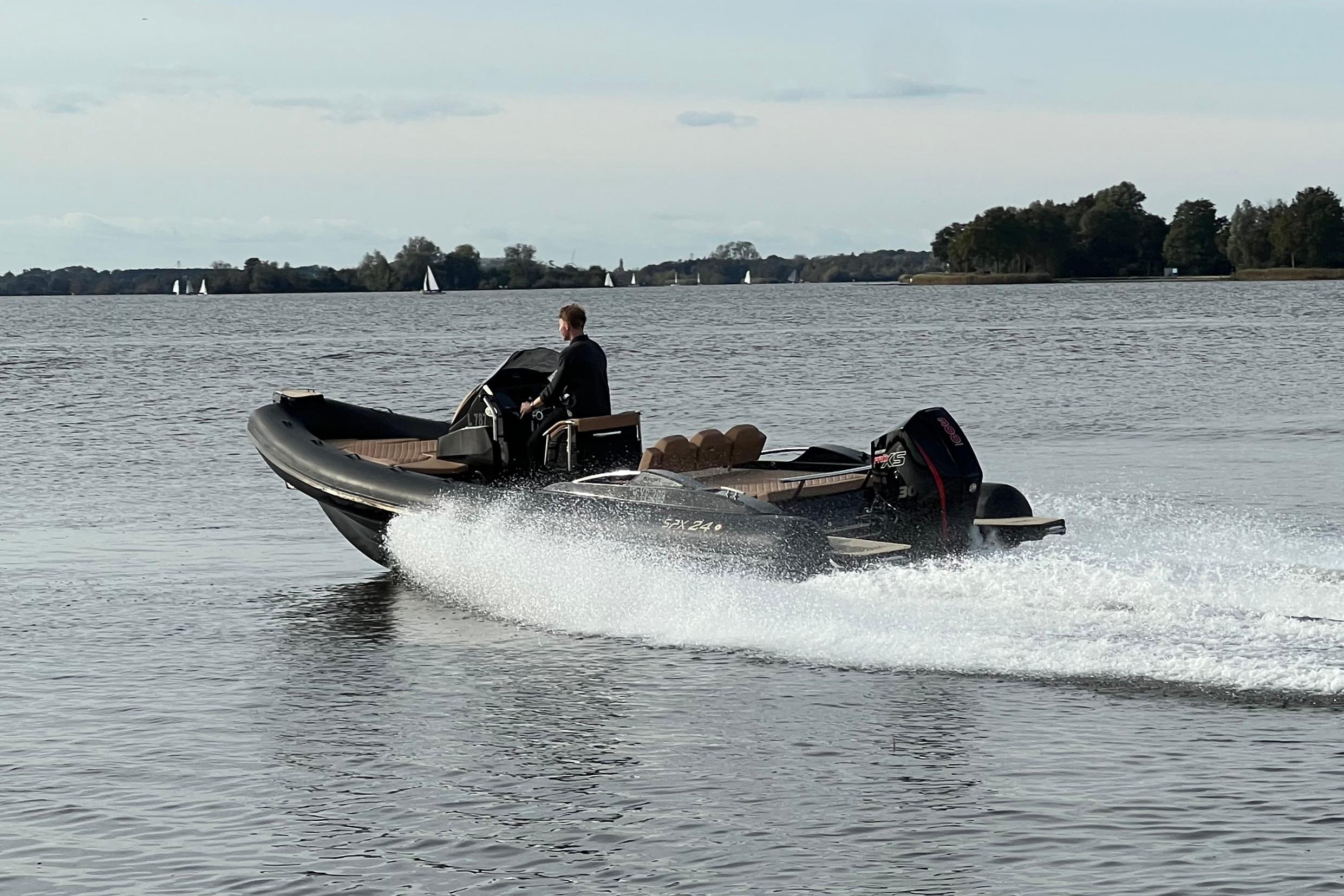 SPX RIB 24 Dinette