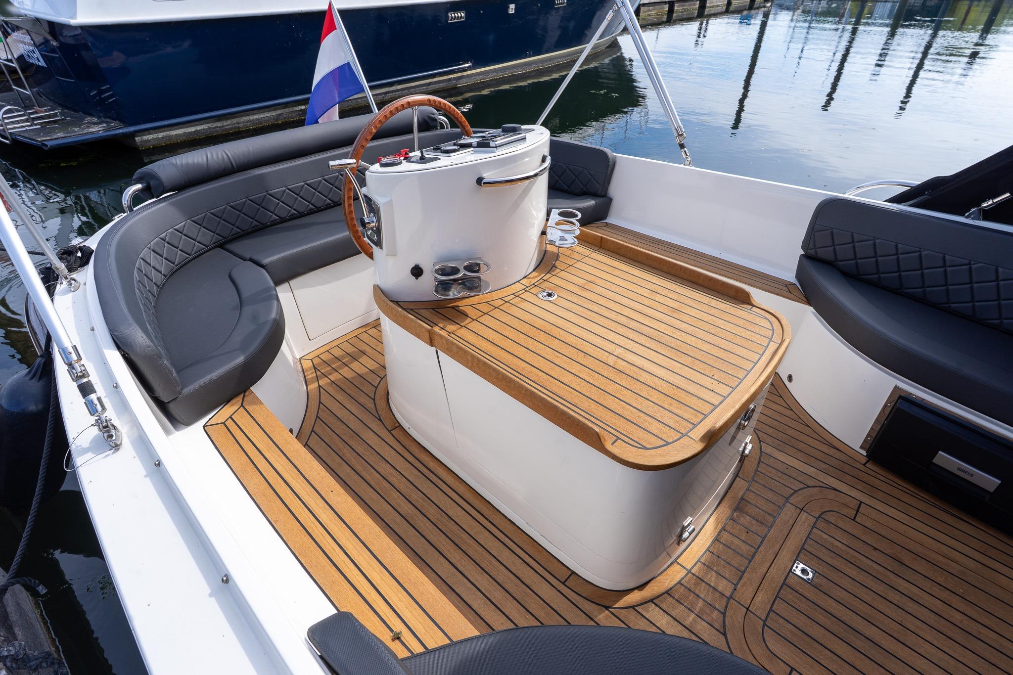 Tender Nauta Spirit 28 Cabin