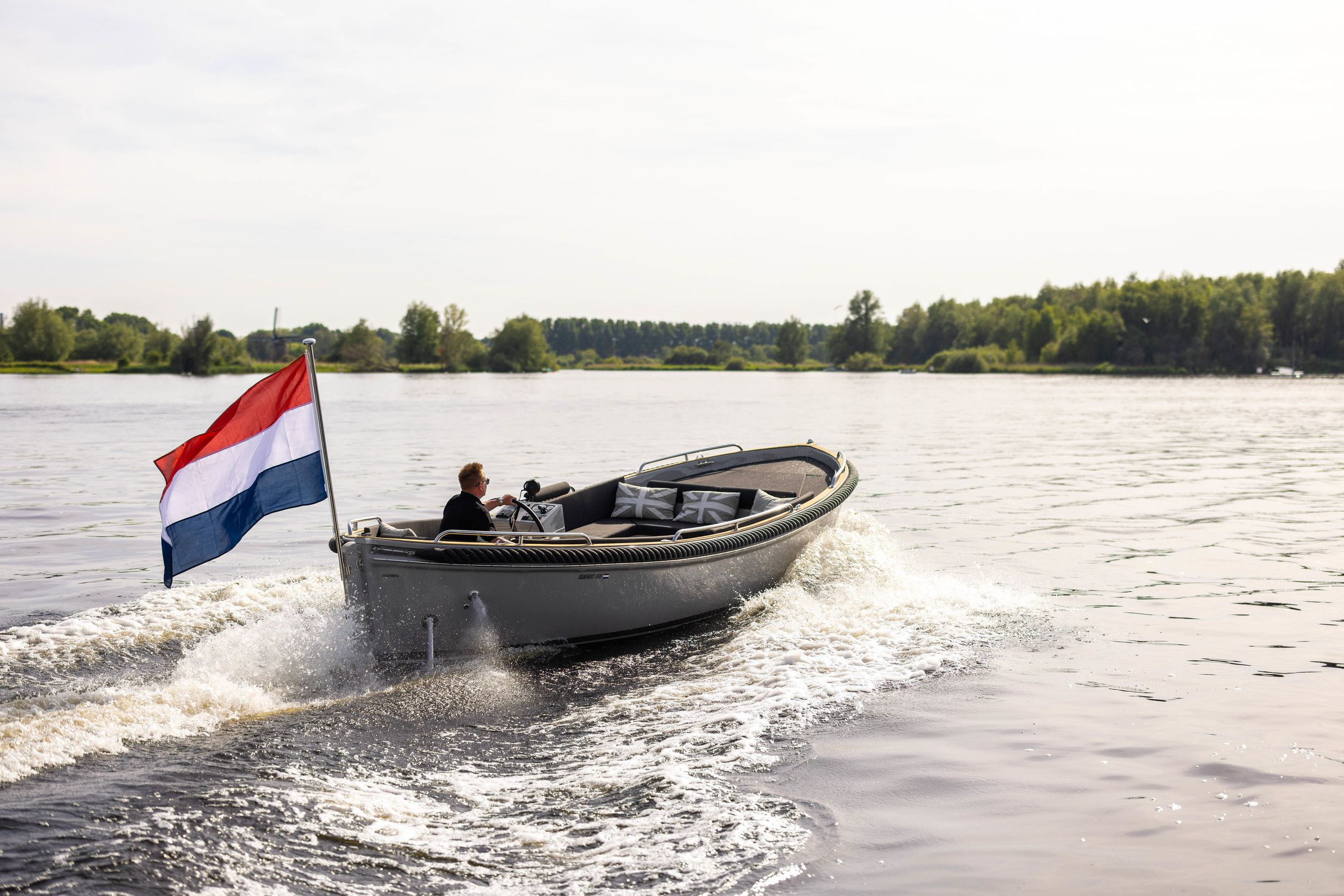 Seafury 700 Comfort