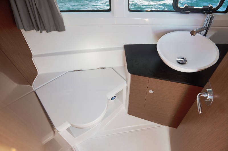 Jeanneau Merry Fisher 895 Offshore Full options with Joystick