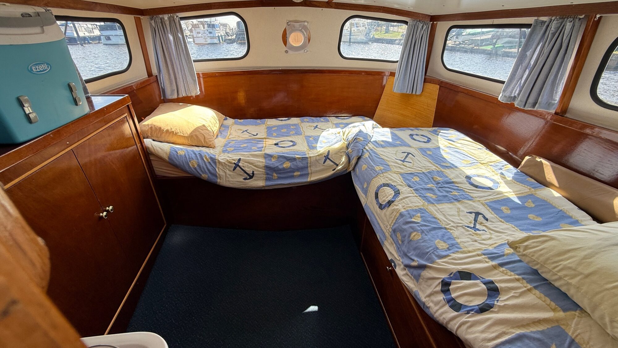 Amulet Vlet 10.00 OK AK