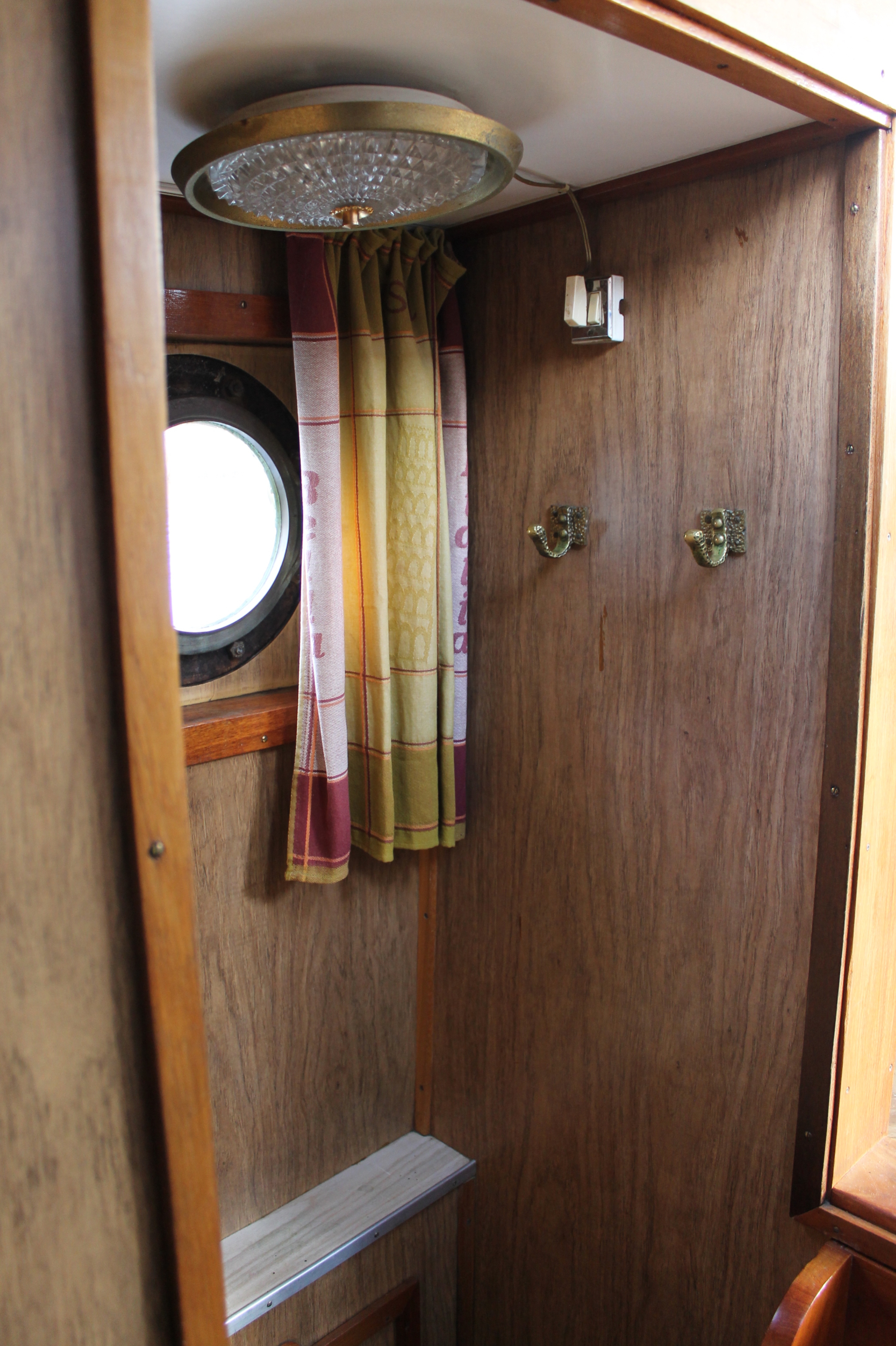 Tjalk Varend Woonschip 19.99