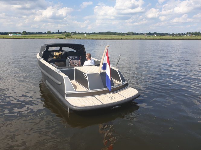 Van Vossen 777 Tender Sport DE GROOTSTE SLOEPENSHOWROOM VAN NEDERLAND