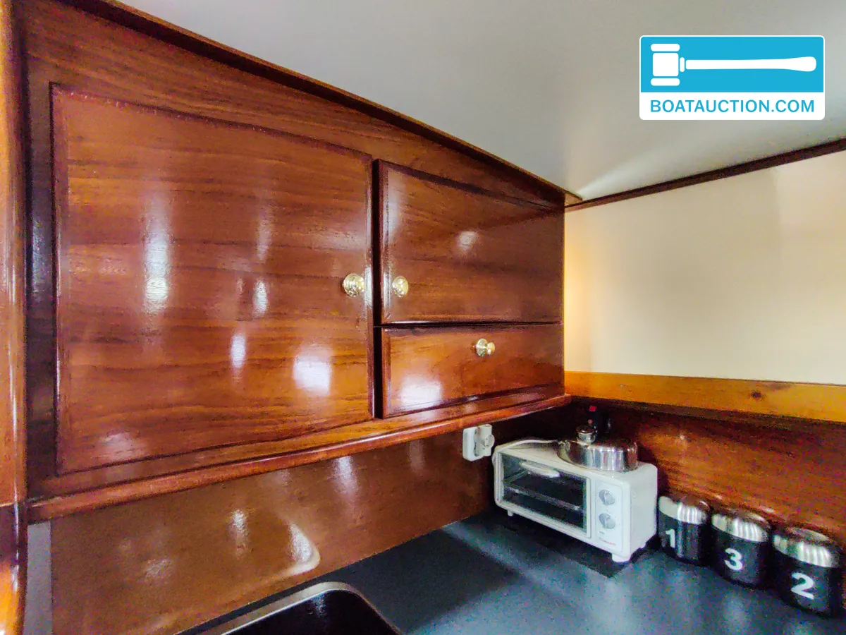 Unter Elbe Motorsailer