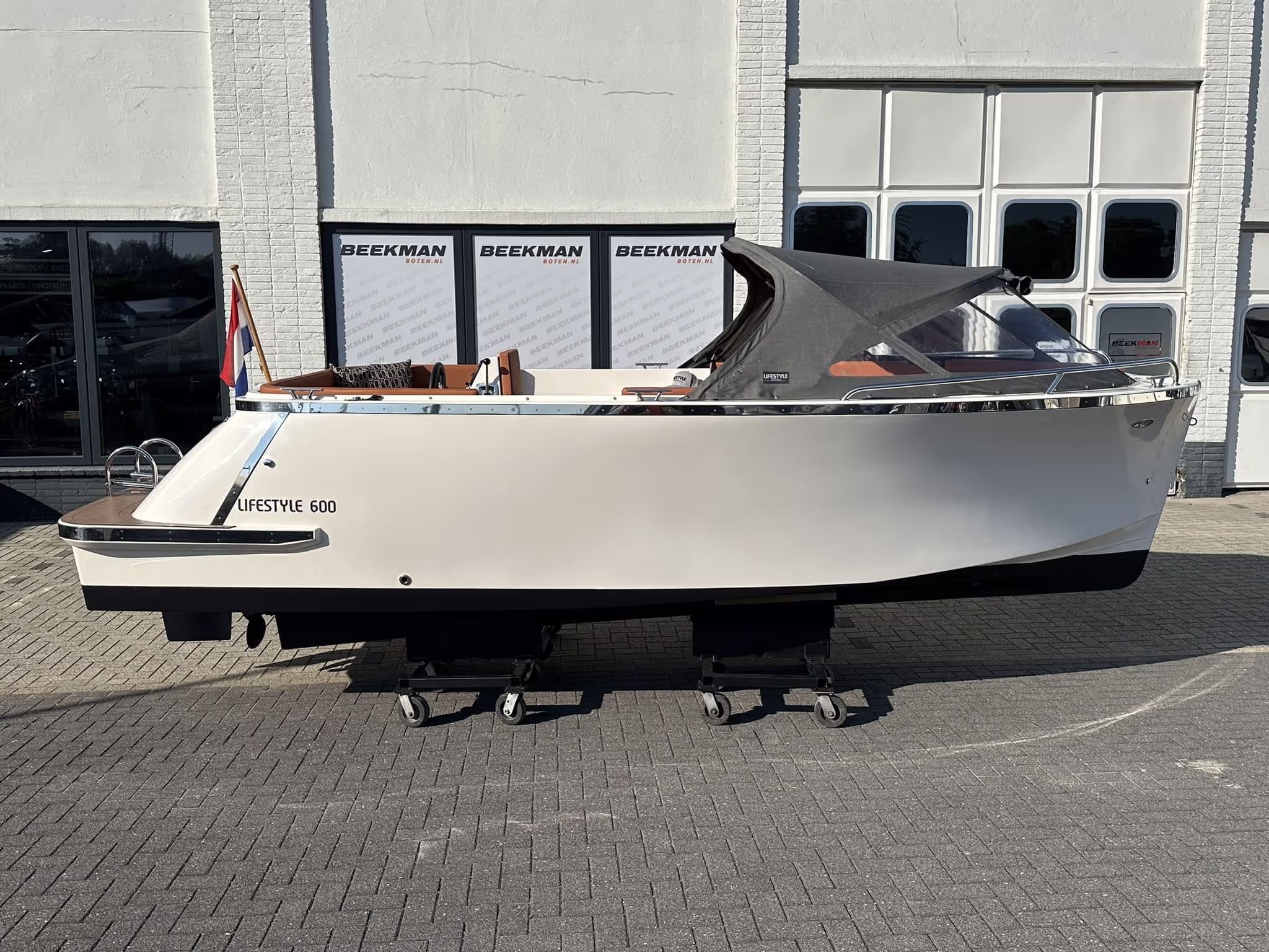 Lifestyle 600 Tender