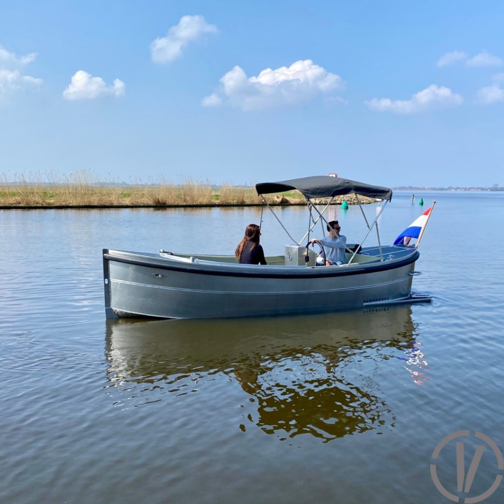 Van Vossen 550 e sloep