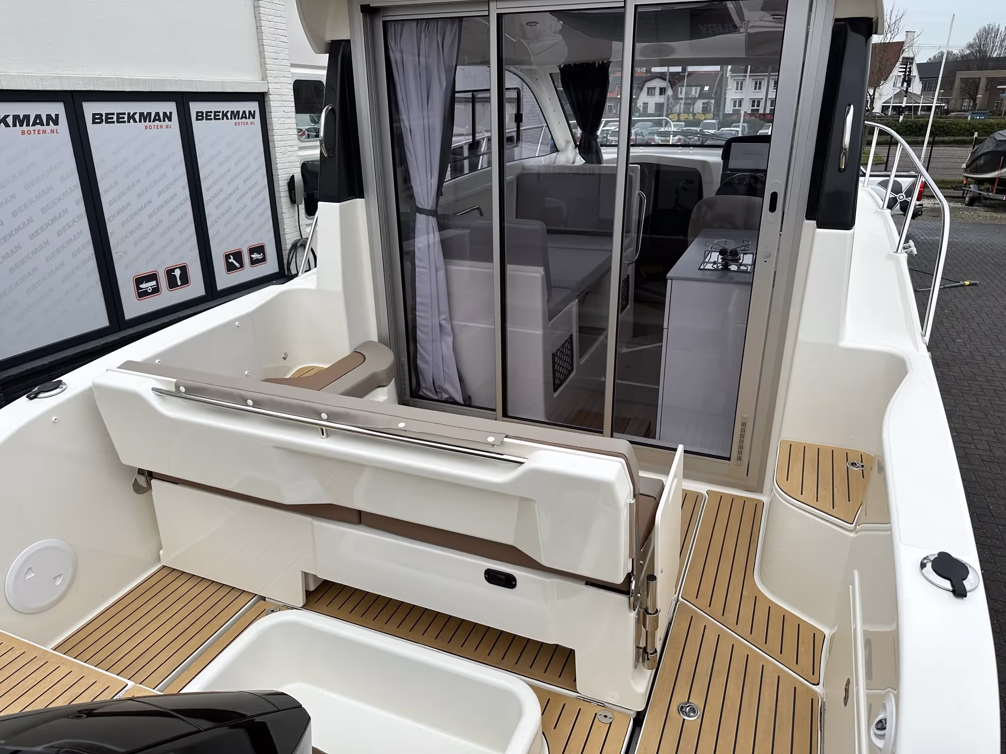 Quicksilver 755 Weekend