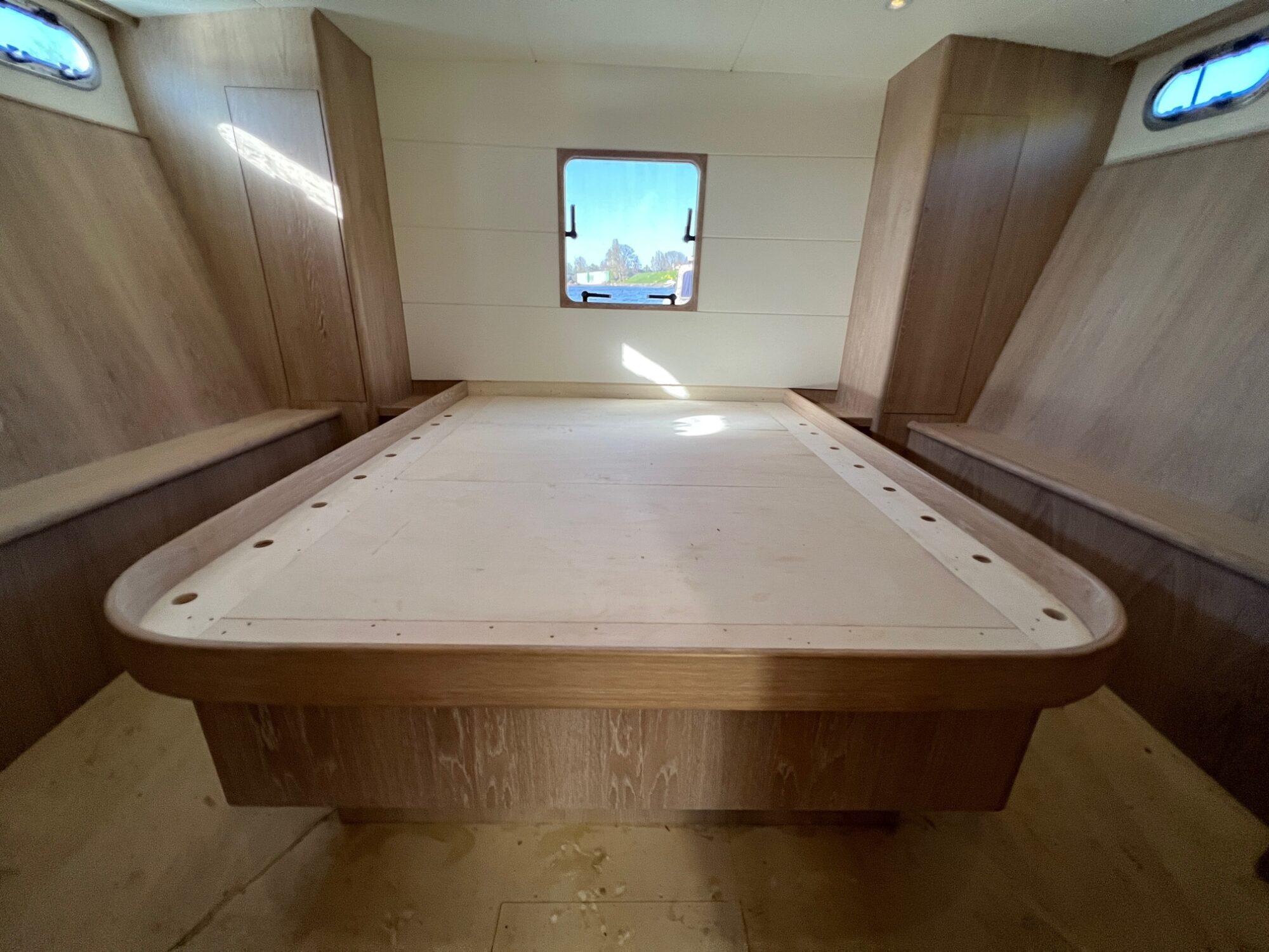 Van Vossen Van Vossen 12.80 AK