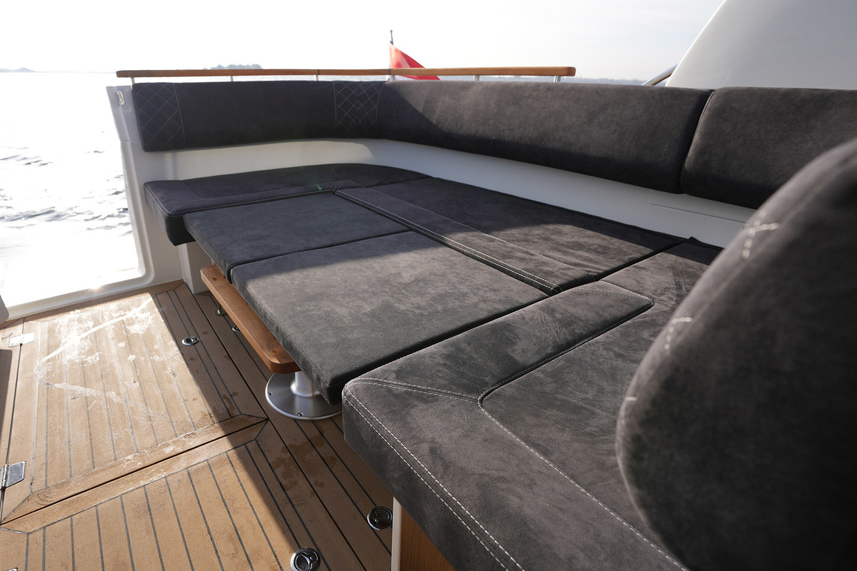 Marex 330 Scandinavia (2024)