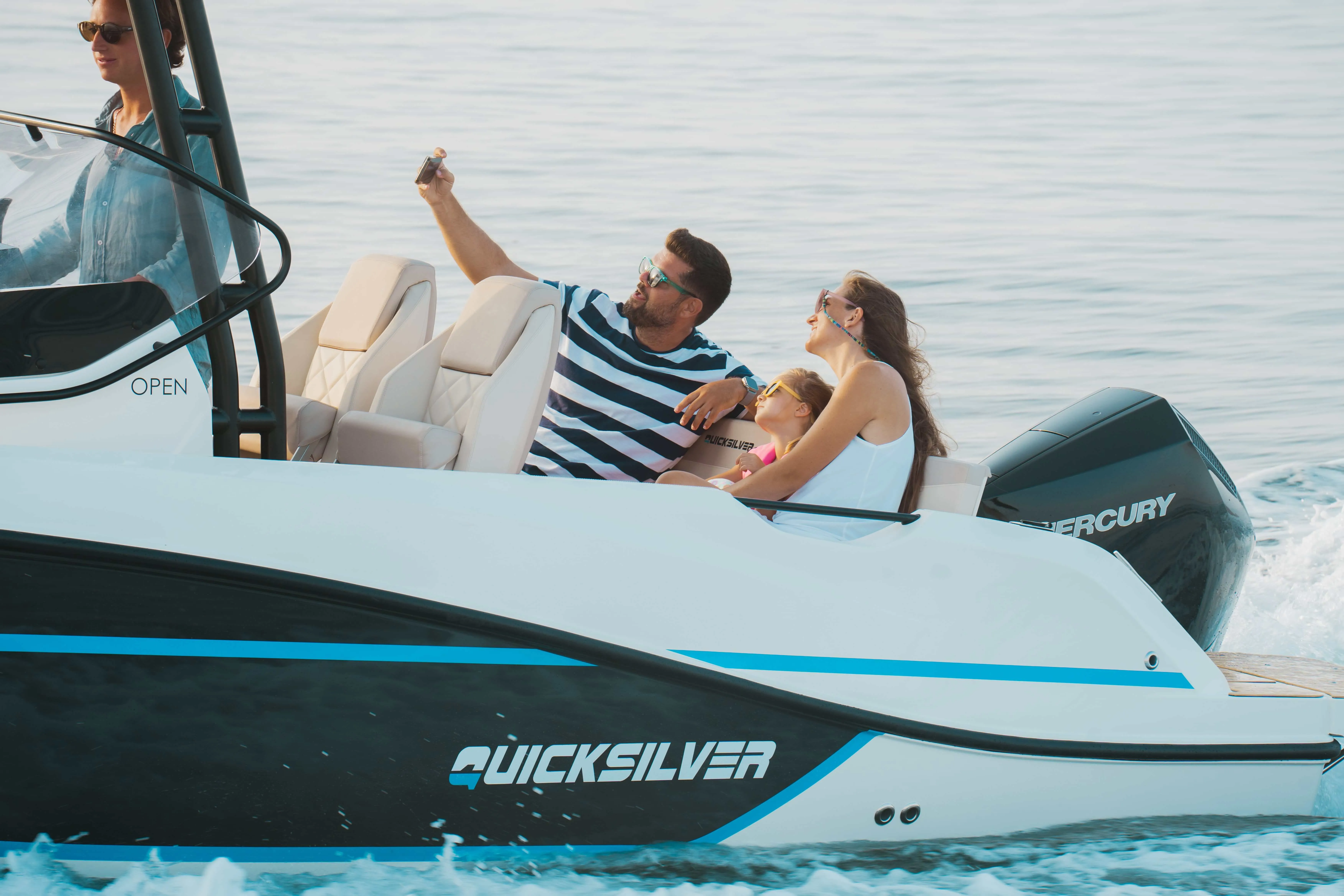 Quicksilver 705 Open