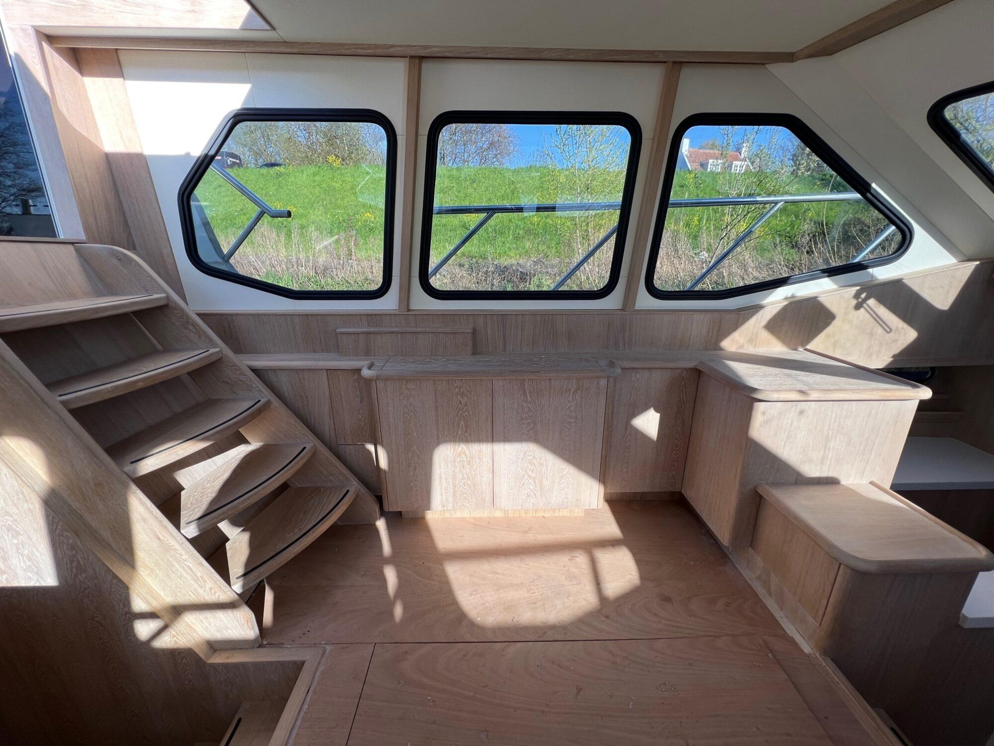 Van Vossen Van Vossen 12.80 AK