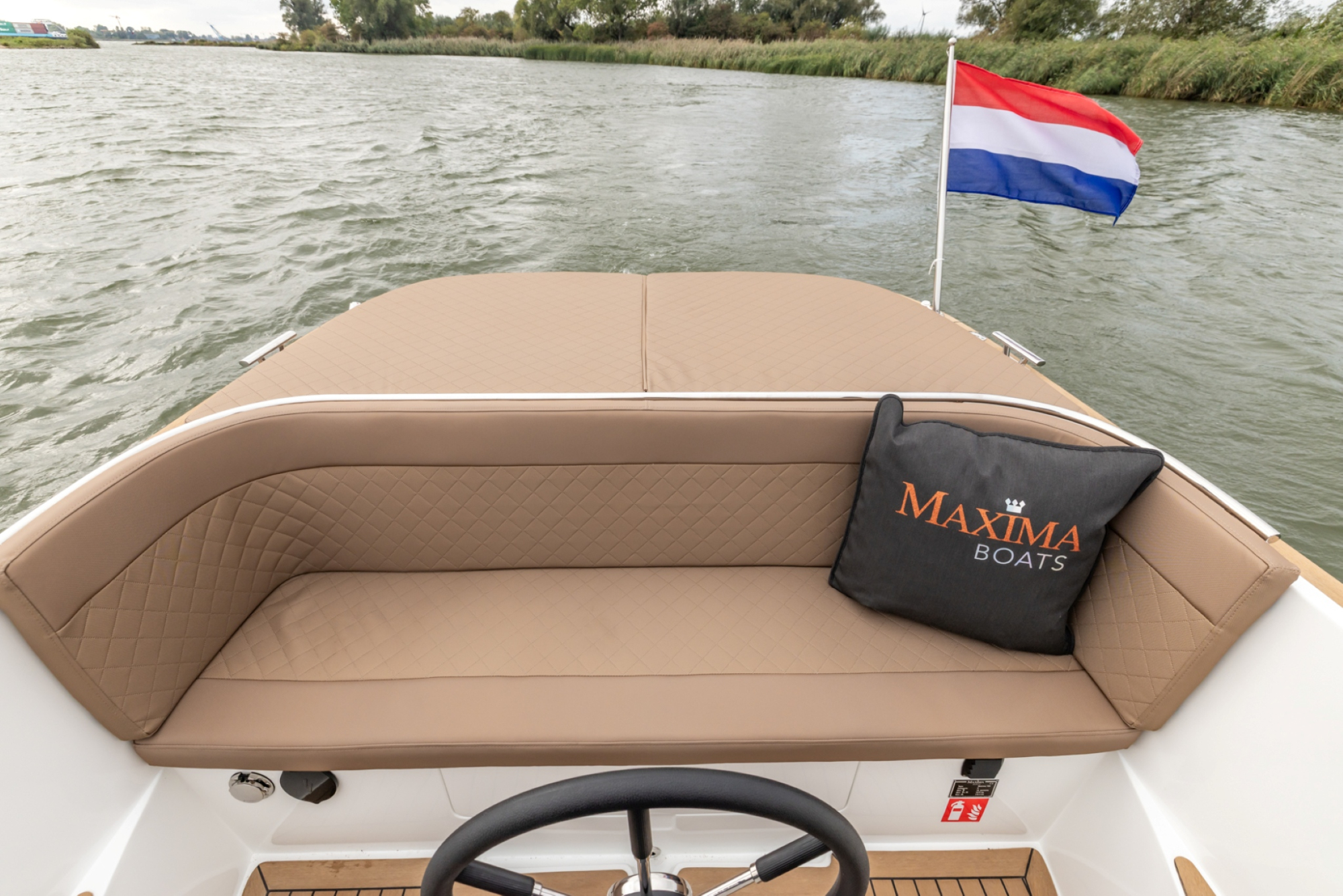 Maxima Boats 720 Retro