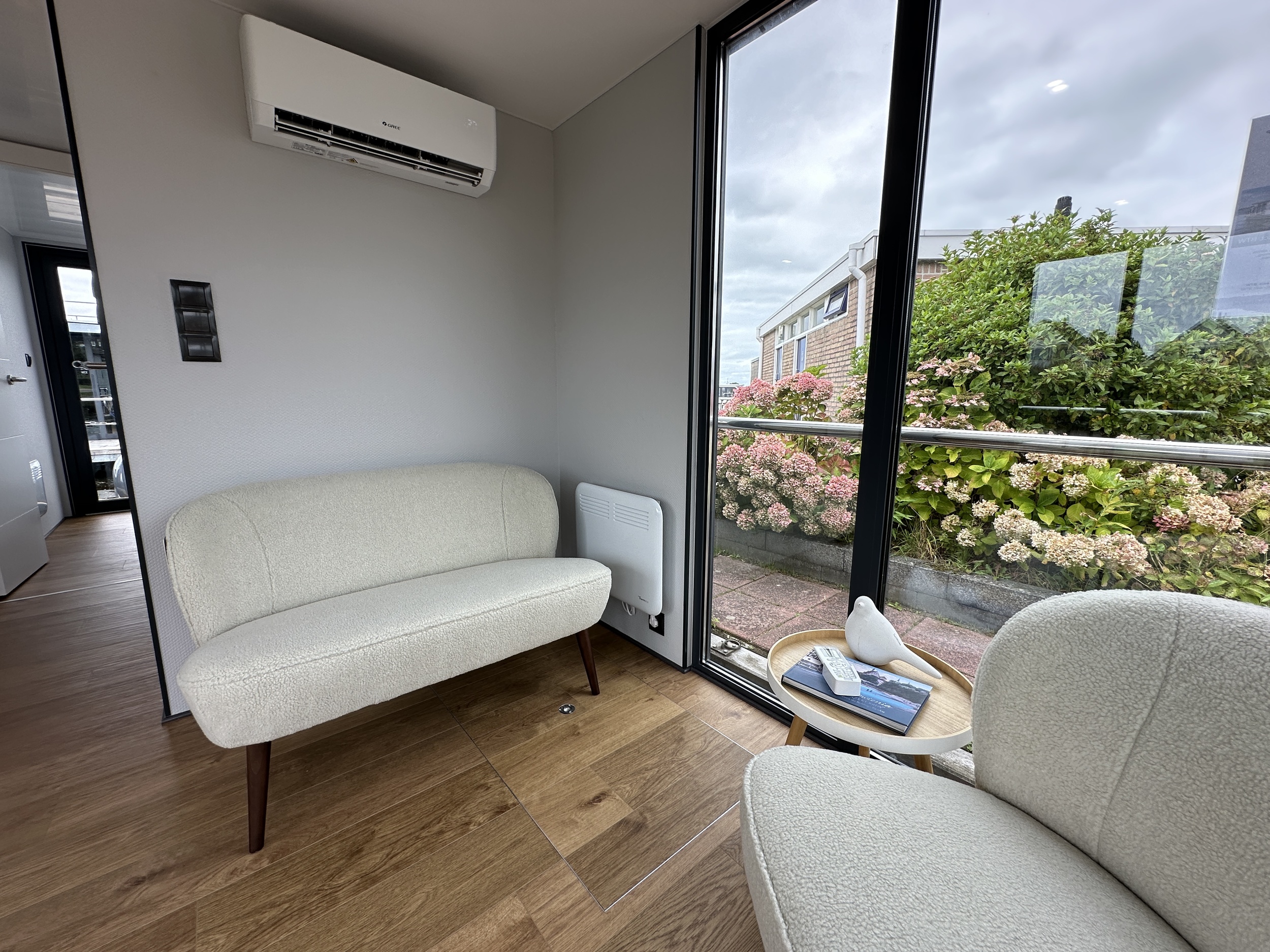 La Mare Houseboat STB 4.0 (Canalboat 4)