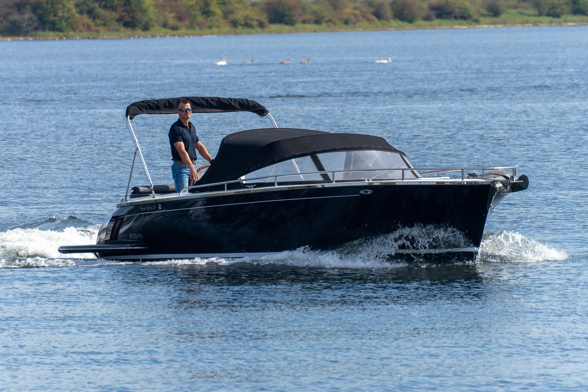 Tender Nauta Spirit 28 Cabin