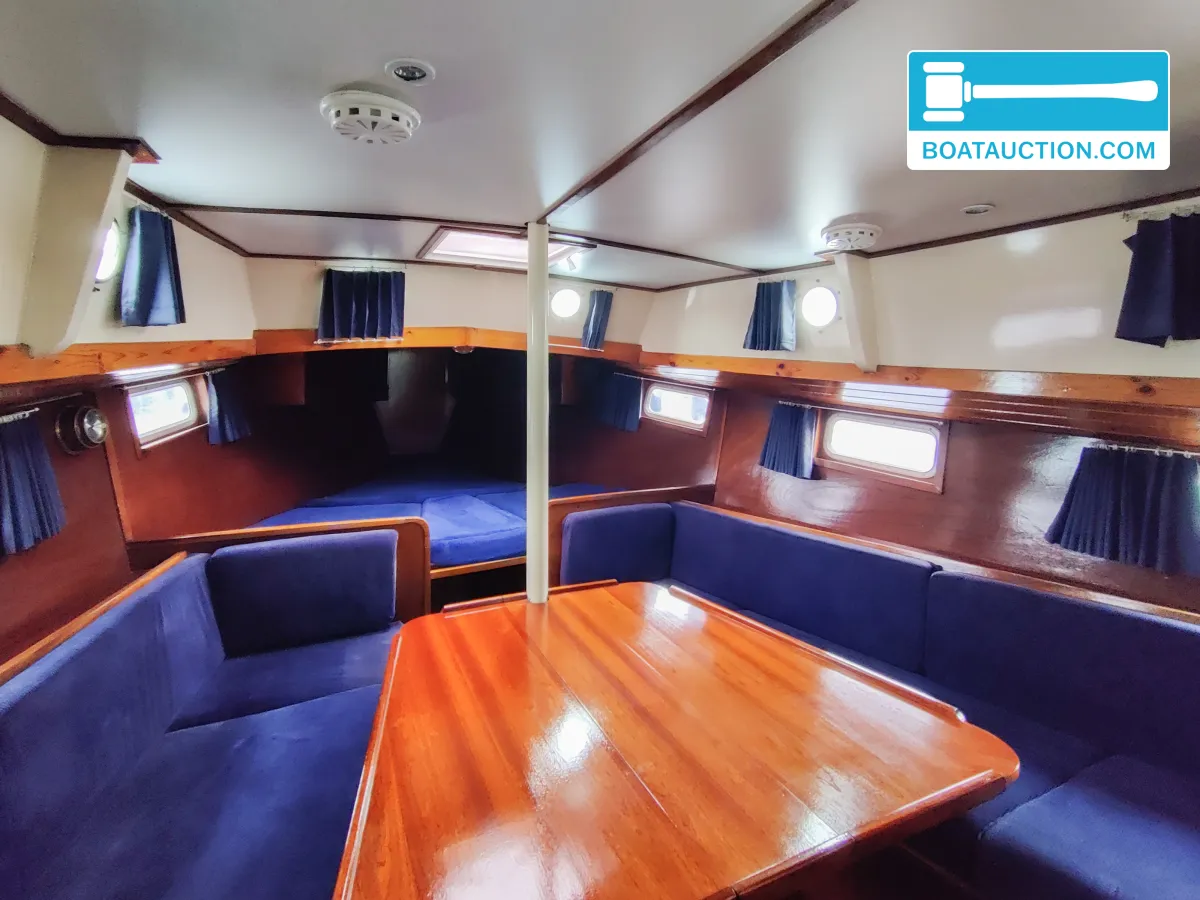 Unter Elbe Motorsailer