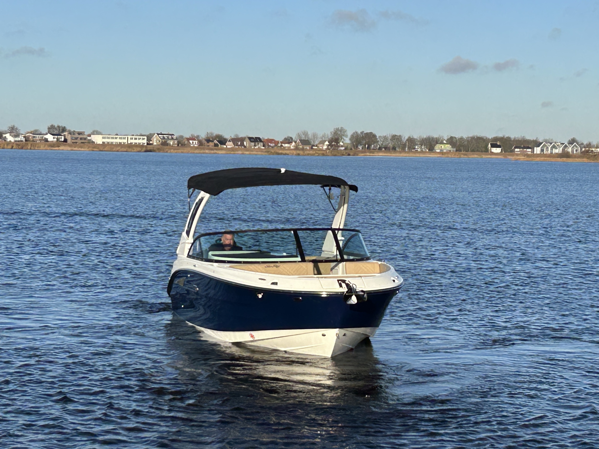 Sea Ray SDX 230 Surf