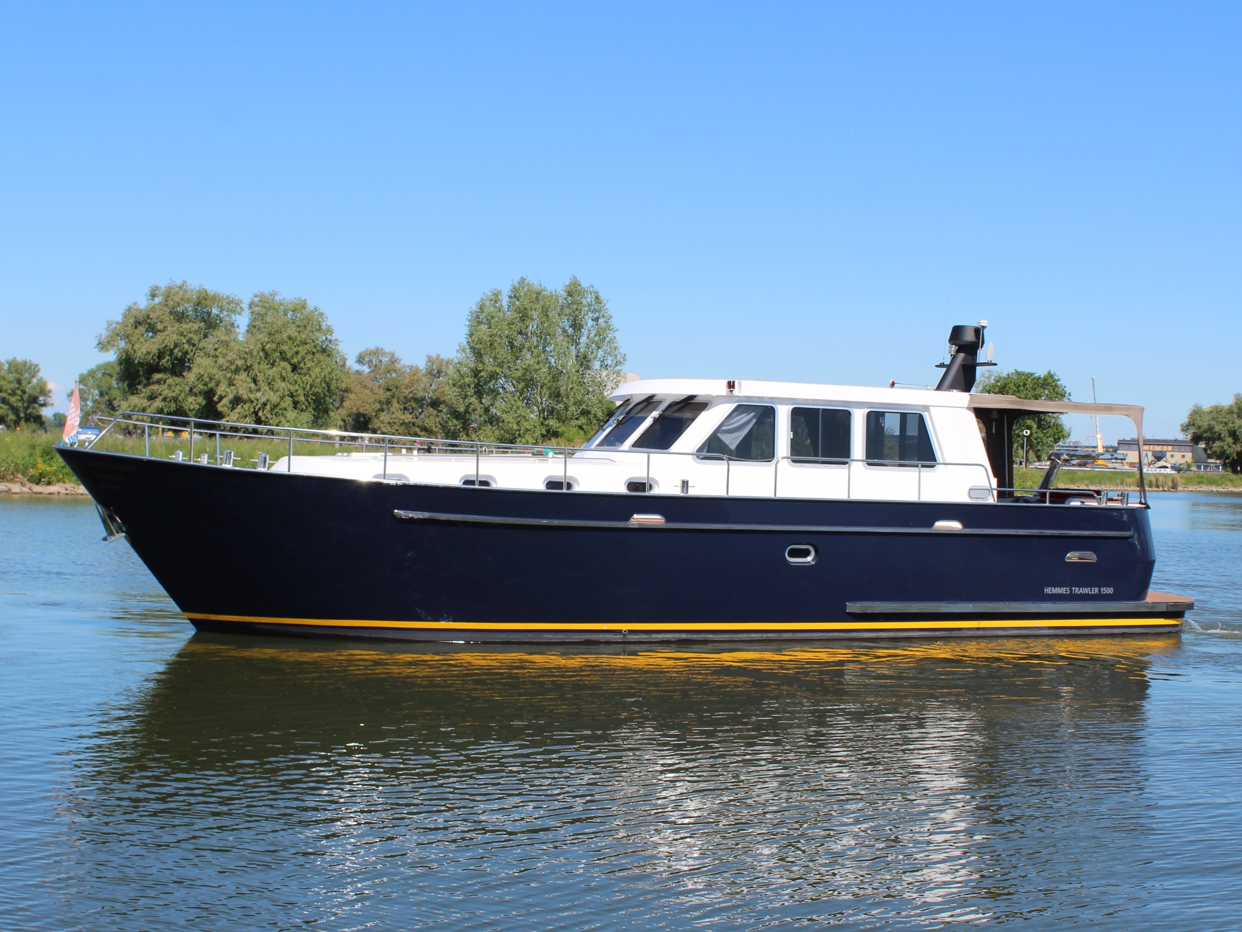 Hemmes Trawler 1500 hoofdfoto: 1