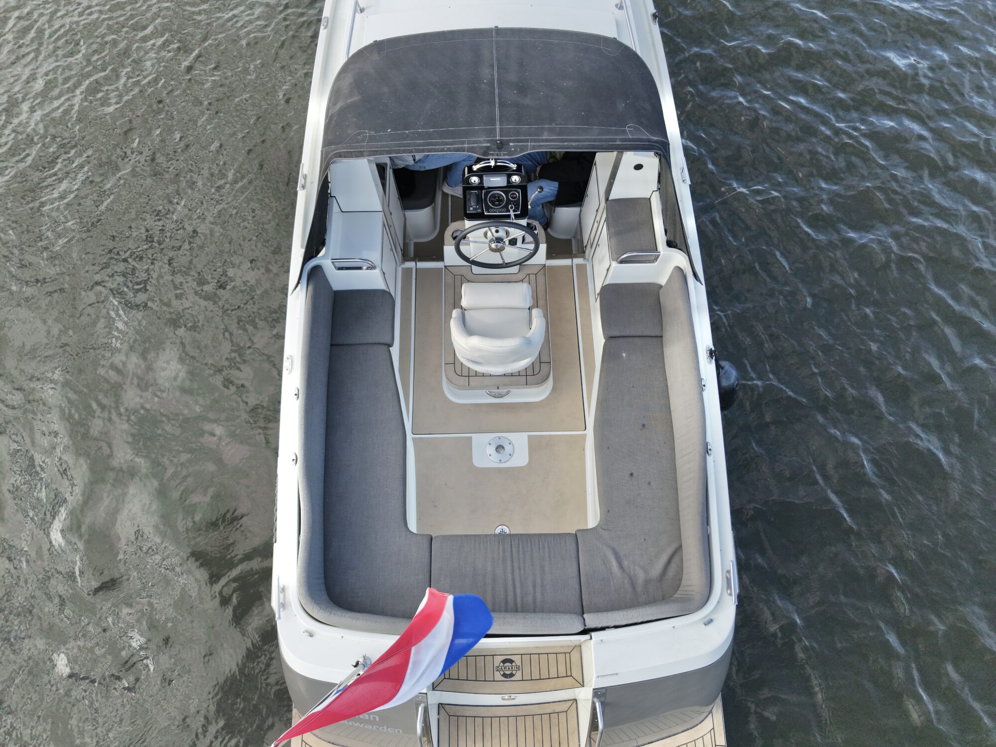 Damarin 732 Cabin