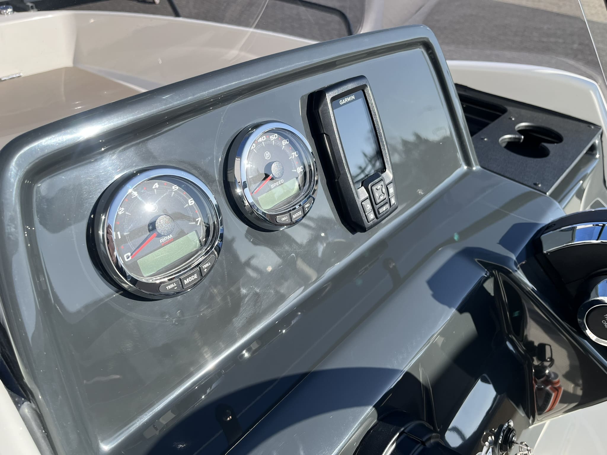 Quicksilver 555 Open